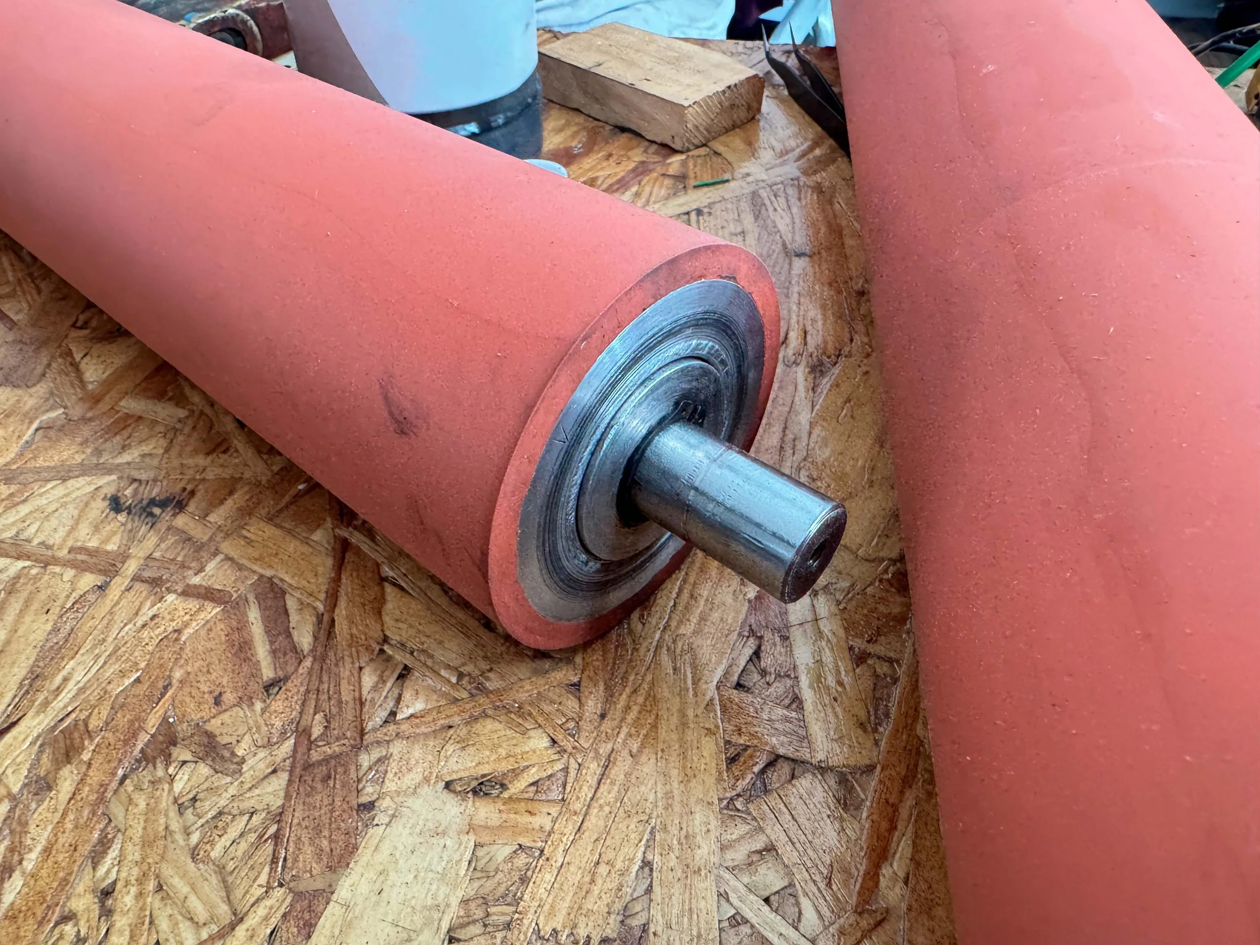 Recubrimiento de rodillos tratador efecto corona