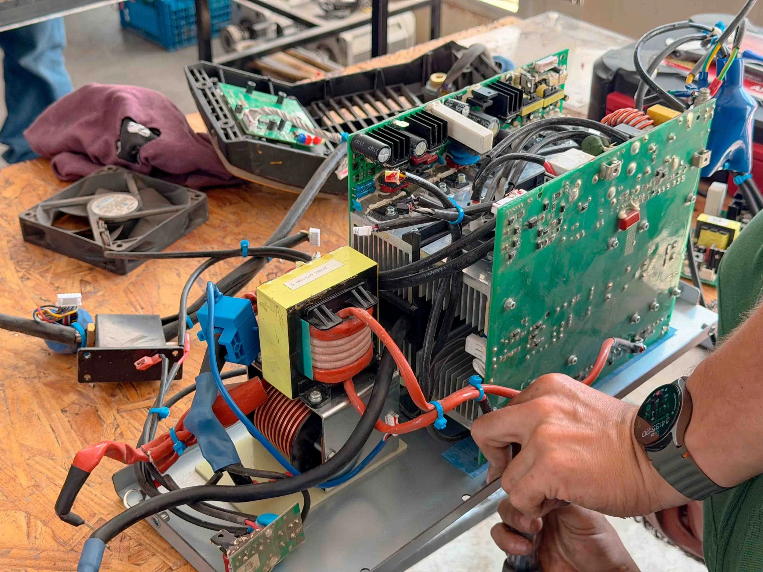 Reparación de inversor soldadora Weld500 