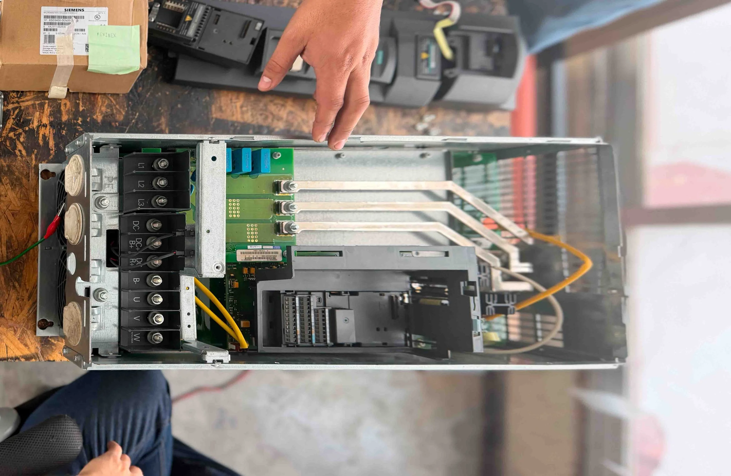 Reparación de inversor siemens 