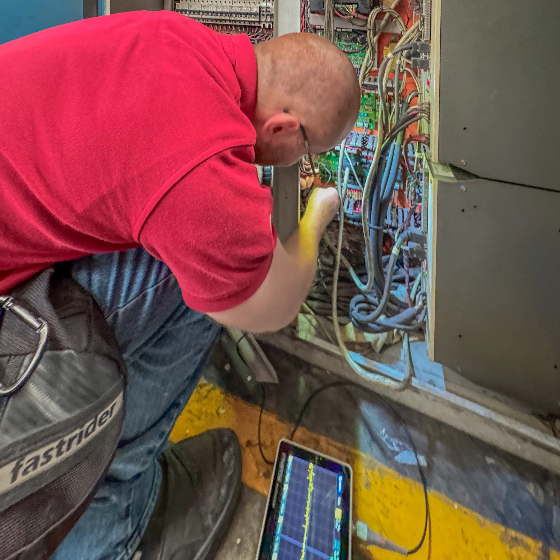 REPARACION DE EQUIPOS INDUSTRIALES ELECTRICOS ELECTRONICOS