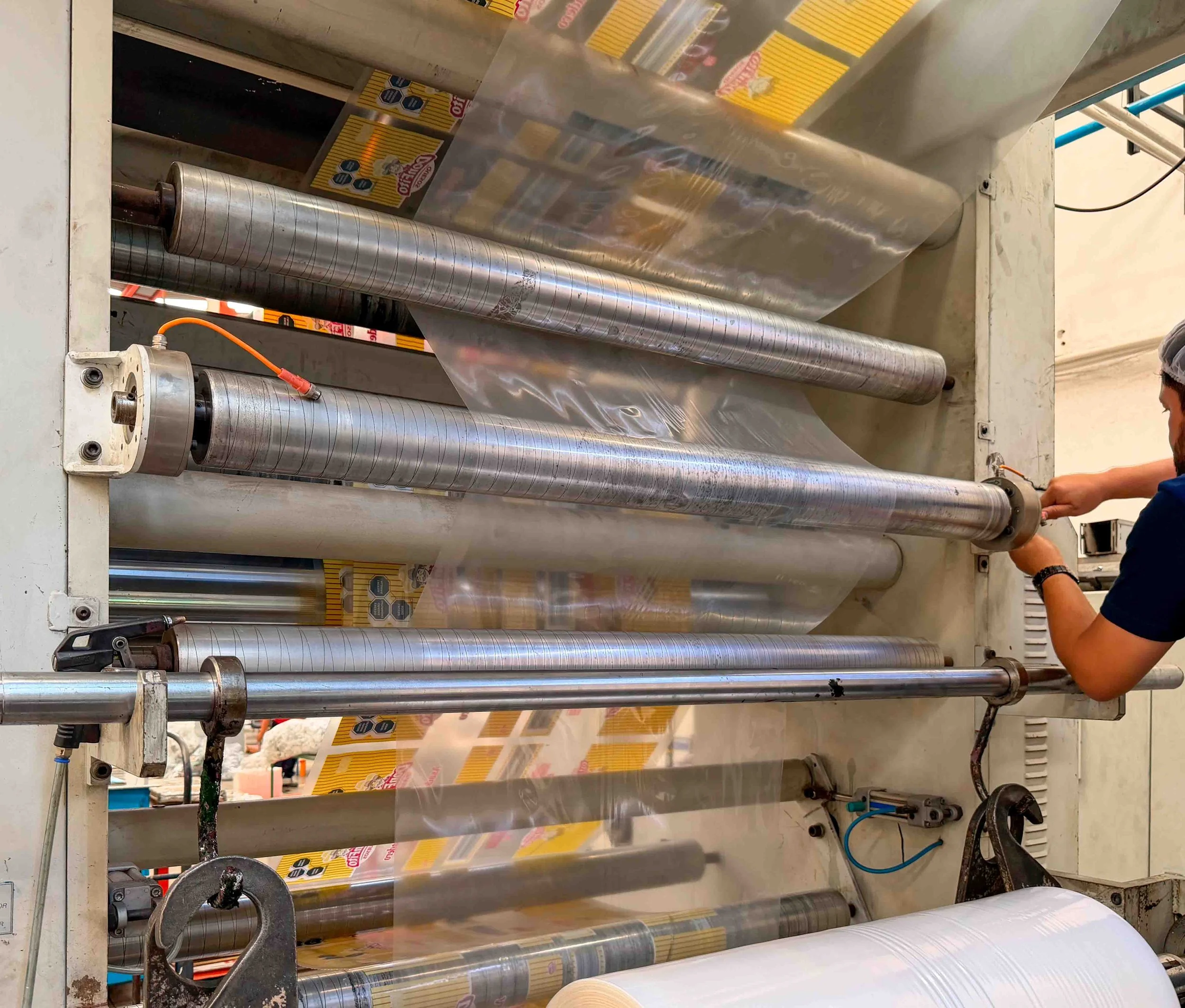 Sustitución de celdas de carga mediante asistencia técnica en campo para impresora Flexo Tech Solution 6