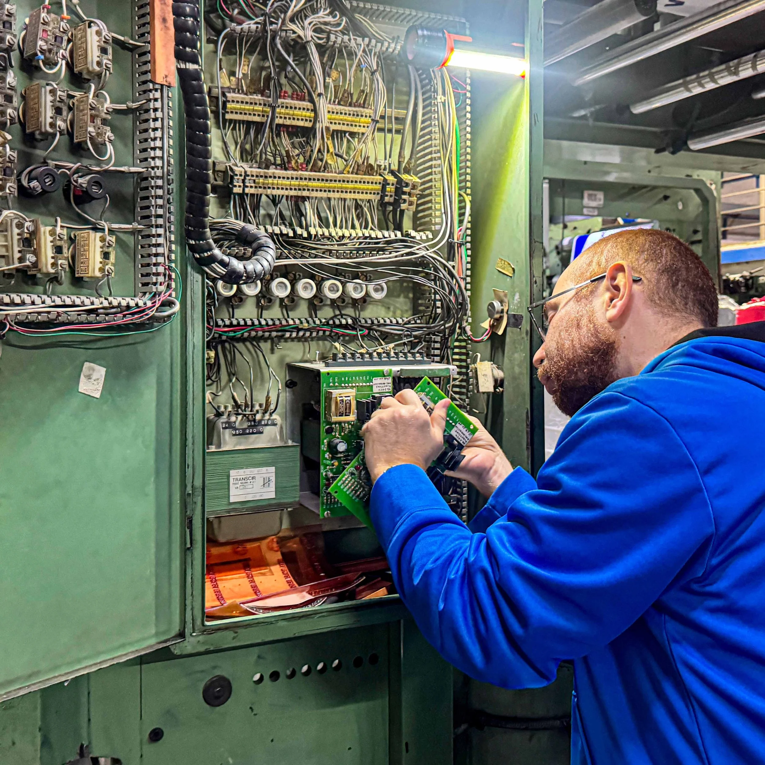 REPARACION DE EQUIPOS INDUSTRIALES ELECTRICOS ELECTRONICOS