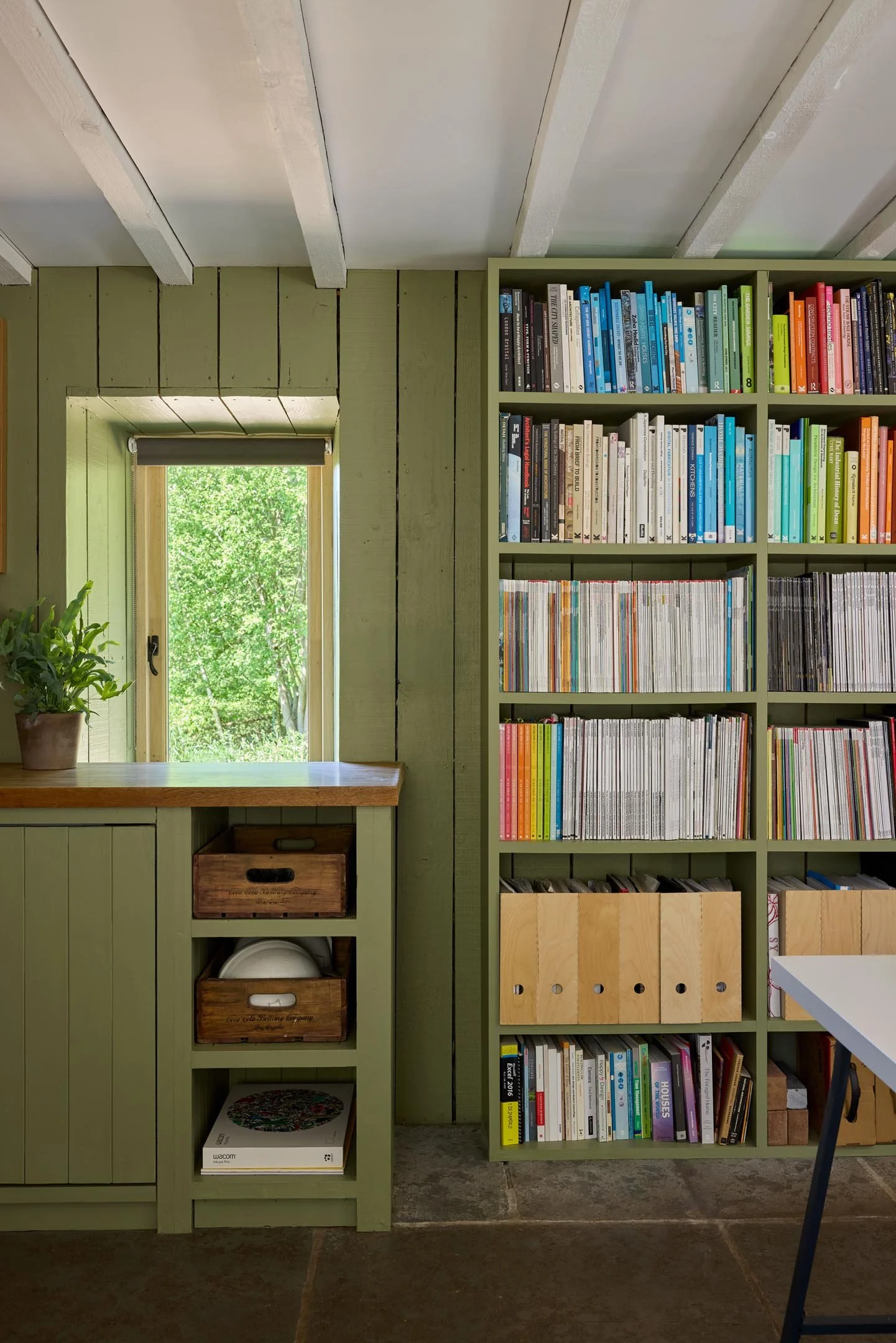 Creative cottage studio in the Wye Valley surrounded by a calm rural landscape.