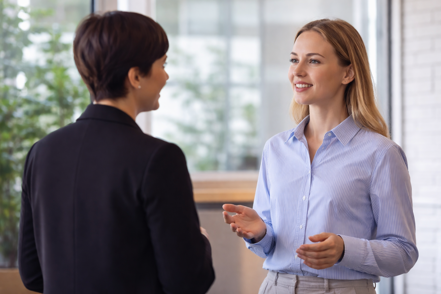 Client speaking with an employment law advisor about a workplace issue