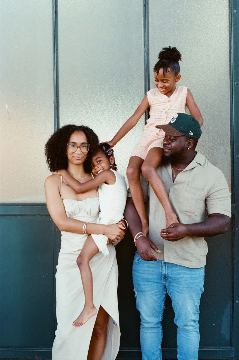 Liberty-state-park-35mm-film-fuji400-family-photography-007.jpg