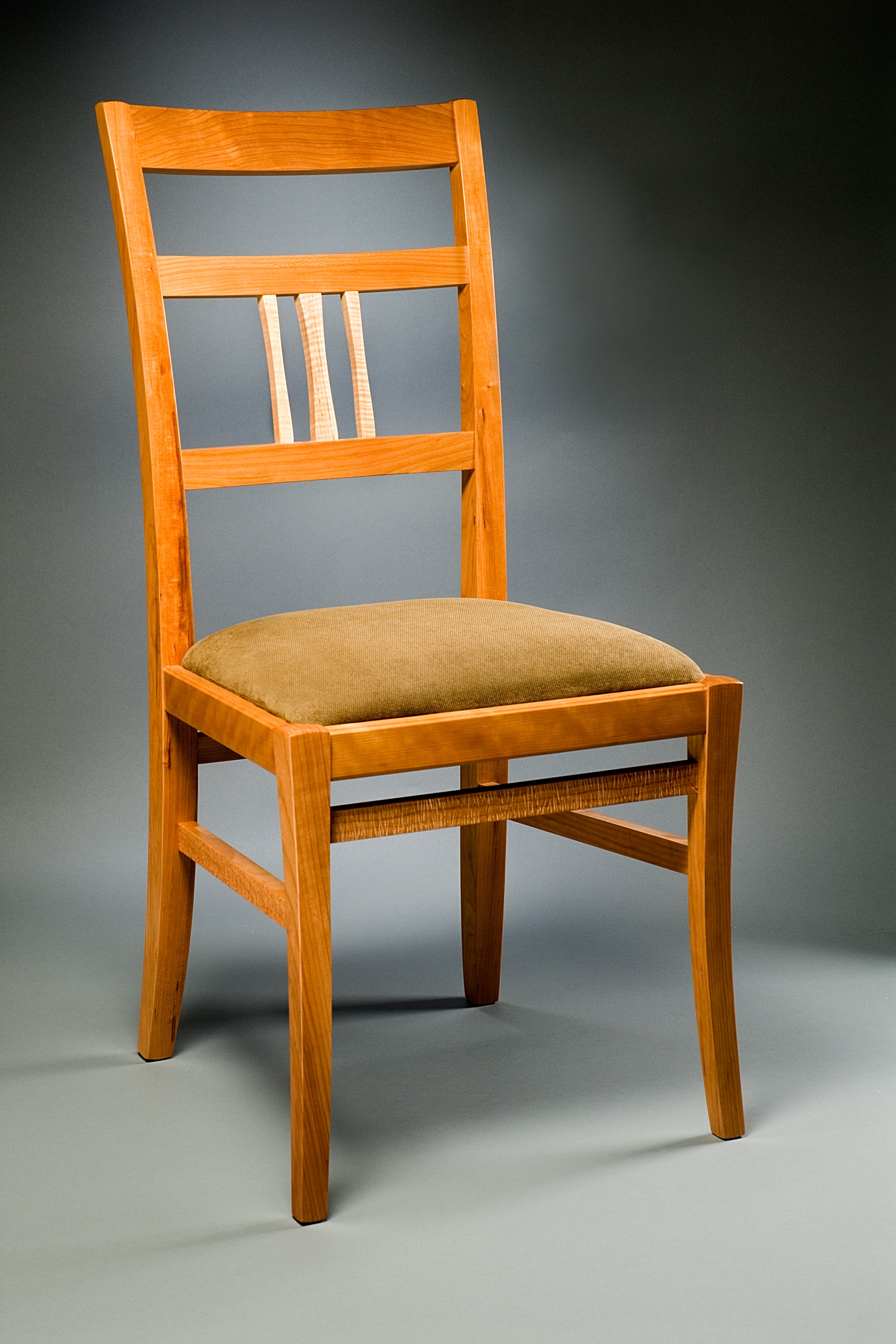Elliot Chair.jpg