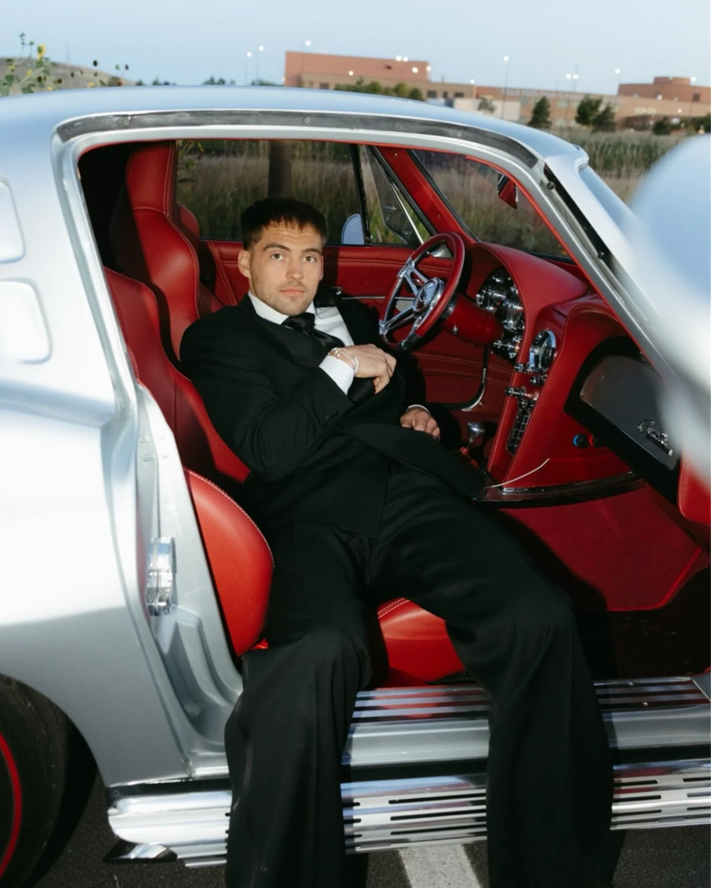 A mix of 35mm Film and Digital from this stunning wedding day 

-the team

@djhanziehanz 
@nicholascrandallphoto 
@josephlane4 
@millanova 
@it.is.dew 
@theboxeldereventscenter 
@theboxeventscenter 
@_cbwyn_ 
@samiblane 
@ollantayfilms 
@mkphoto__ 
@