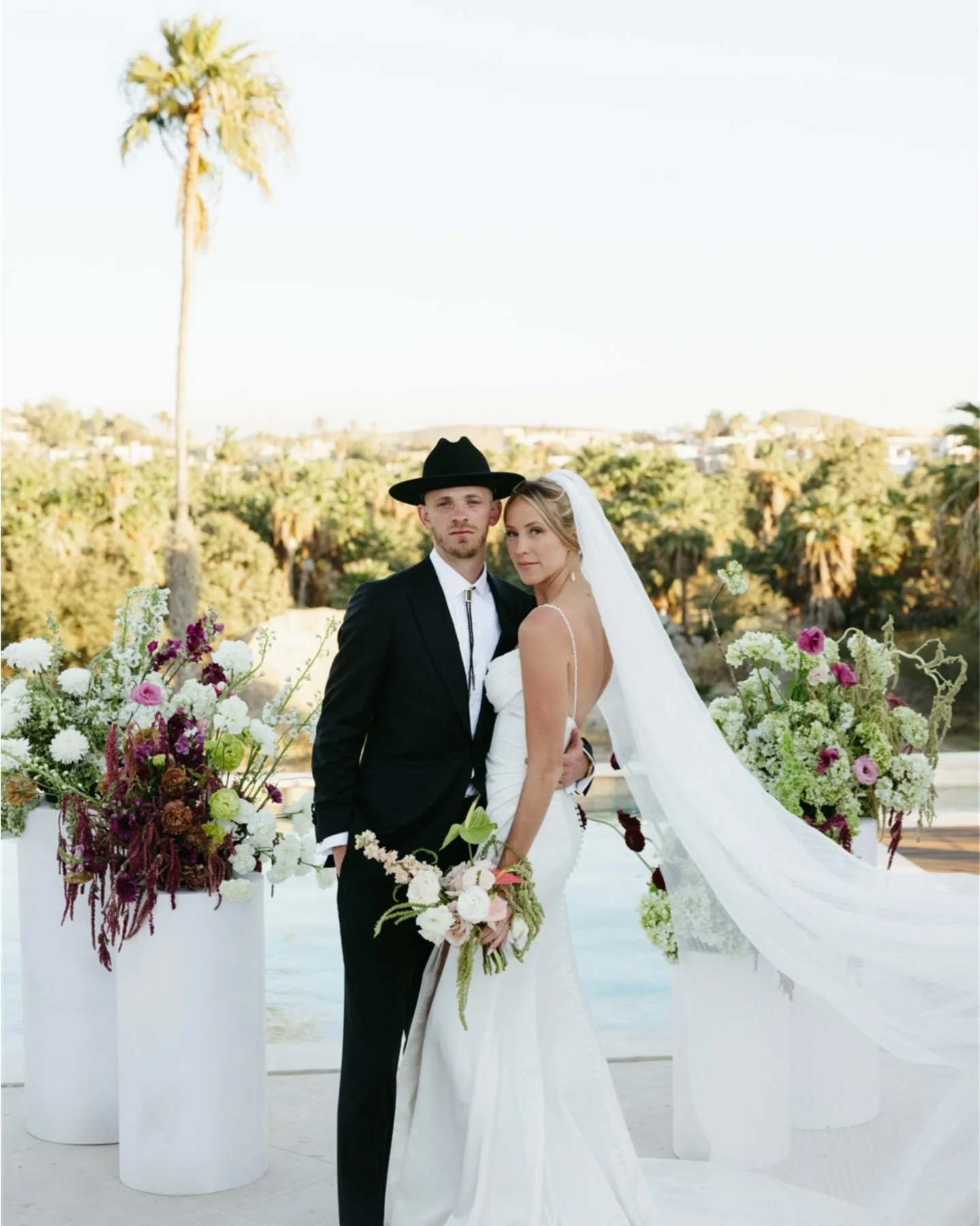 Sarah and Connor in Cabo

Photography: @nicholascrandallphoto 
Video: @byjoshandmare 
Coordination: @sayloreventsandweddings 
Catering: @bajatropicalbcs 
Venue: @casacalizavenue 
Dj: @cabodjpro 
Florals: @lafloristeria.atelier