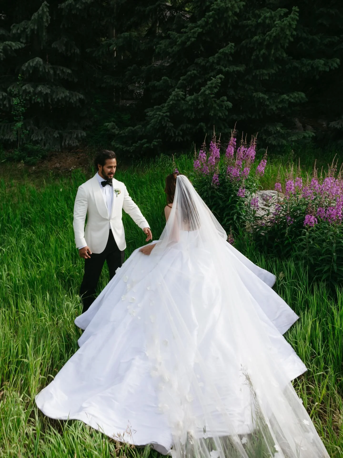 Nothing like having your wedding in the middle of the mountains 

&bull;

Second shot for @micahcookphotos