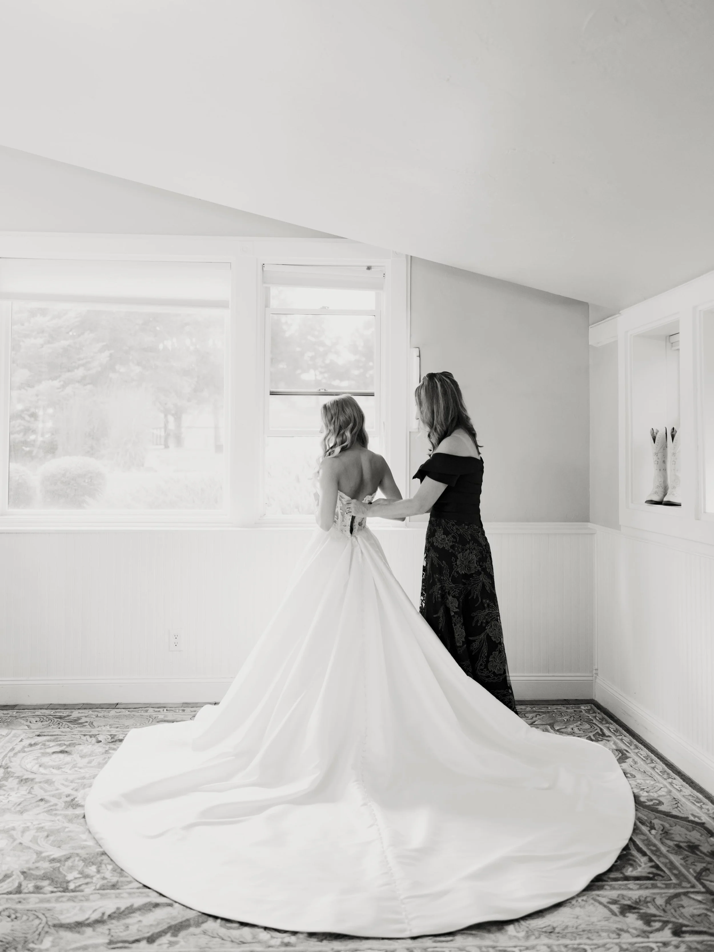 The moments that make the day.

Second shot for @kaili_photography