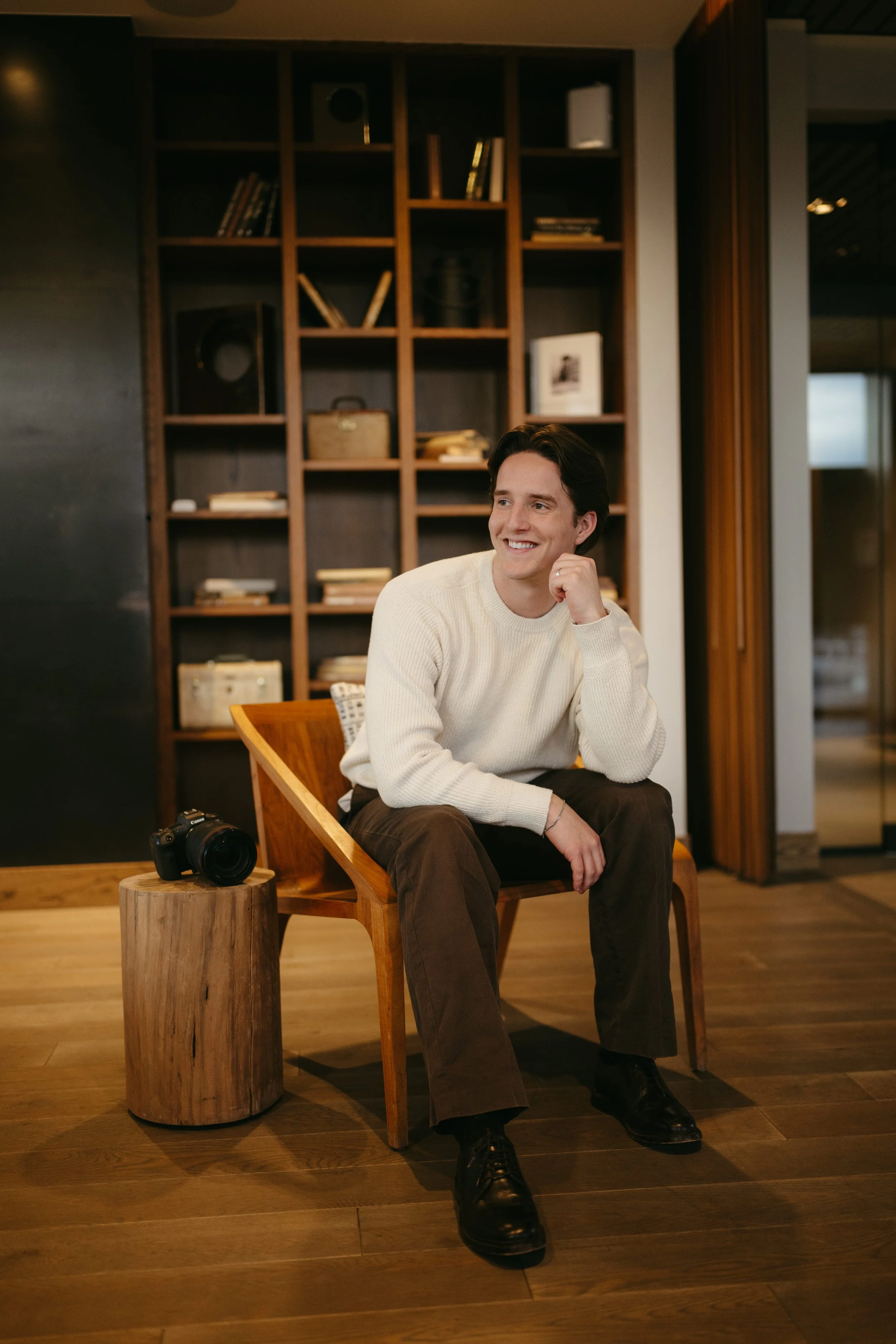 Denver Wedding Photographer. Mid-range pricing for team structure.