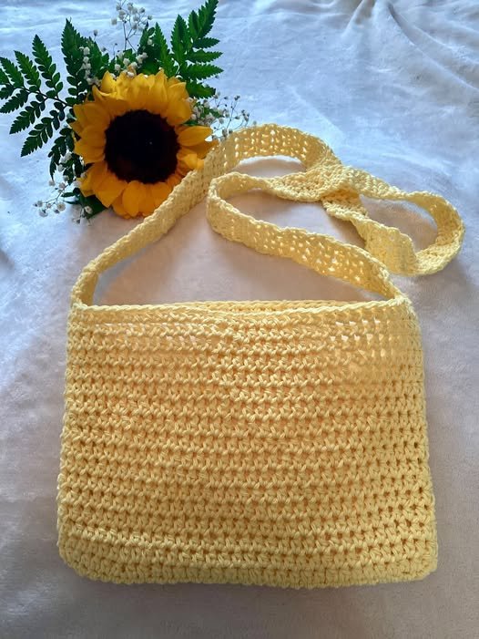 Sunbeam Crochet Shoulder Bag