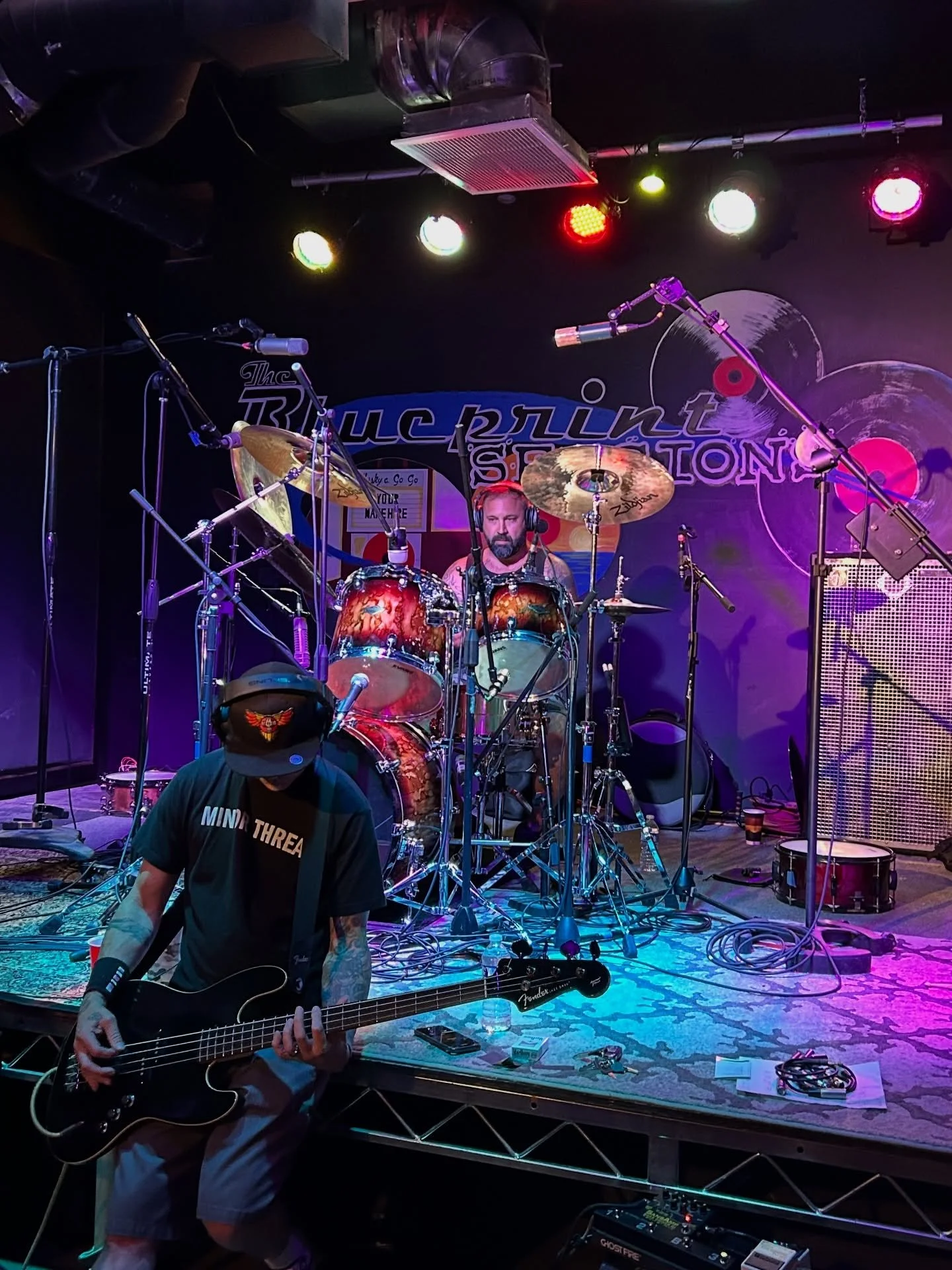 🎶 At Blueprint Music Academy, our mission goes beyond music. We proudly give back to children who don’t have access to instruments or music equipment and support our veterans through the power of music. ❤️🎸🇺🇸
If you’d like to learn m