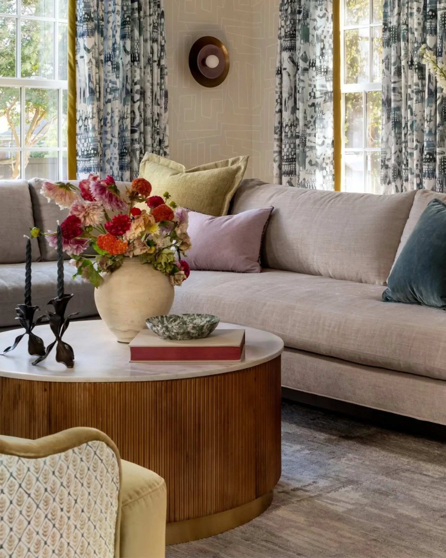It&rsquo;s all in the details! Texture and pattern at play in this Arlington family room.

Design: @seasonsfordesign 
Photography: @fotosynthesis @amandaarchibaldphoto 
Styling and Props: @limonatacreative @propupshopbmore