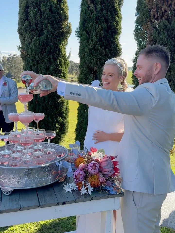 Things I love from Kylie + Matt&rsquo;s big day. 💖

1. Drinks were flowing🍷 
2. Big emotions during their first look
3. Presents that incorporated their special people🪽 
4. Personalised ceremony by @jayabargwannacelebrant 
5. The backdrop for Cock