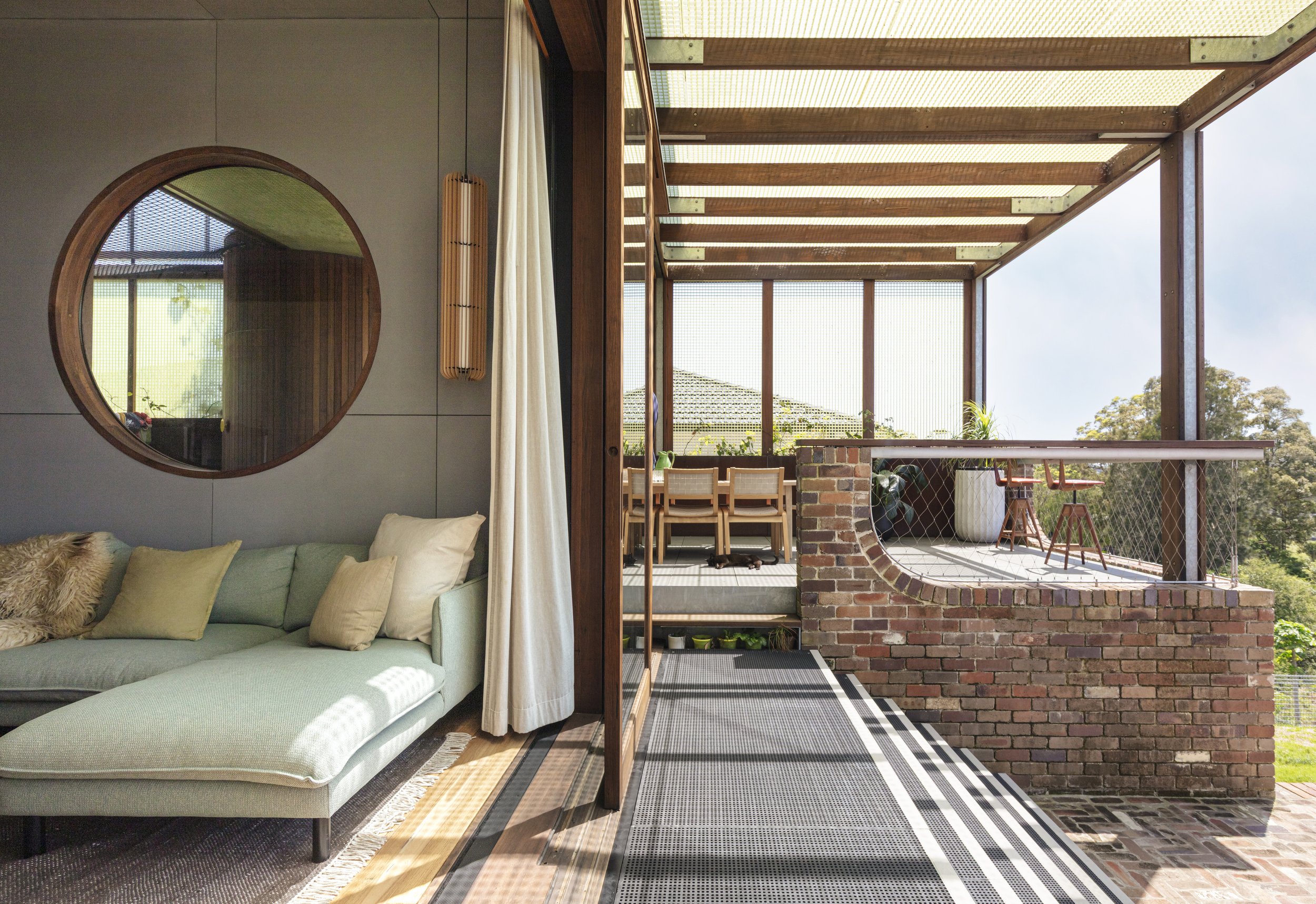 CplusCTerabithiaHouse_4_3_MAIN LIVING OUTDOOR SPLIT_MLF_HR.jpg