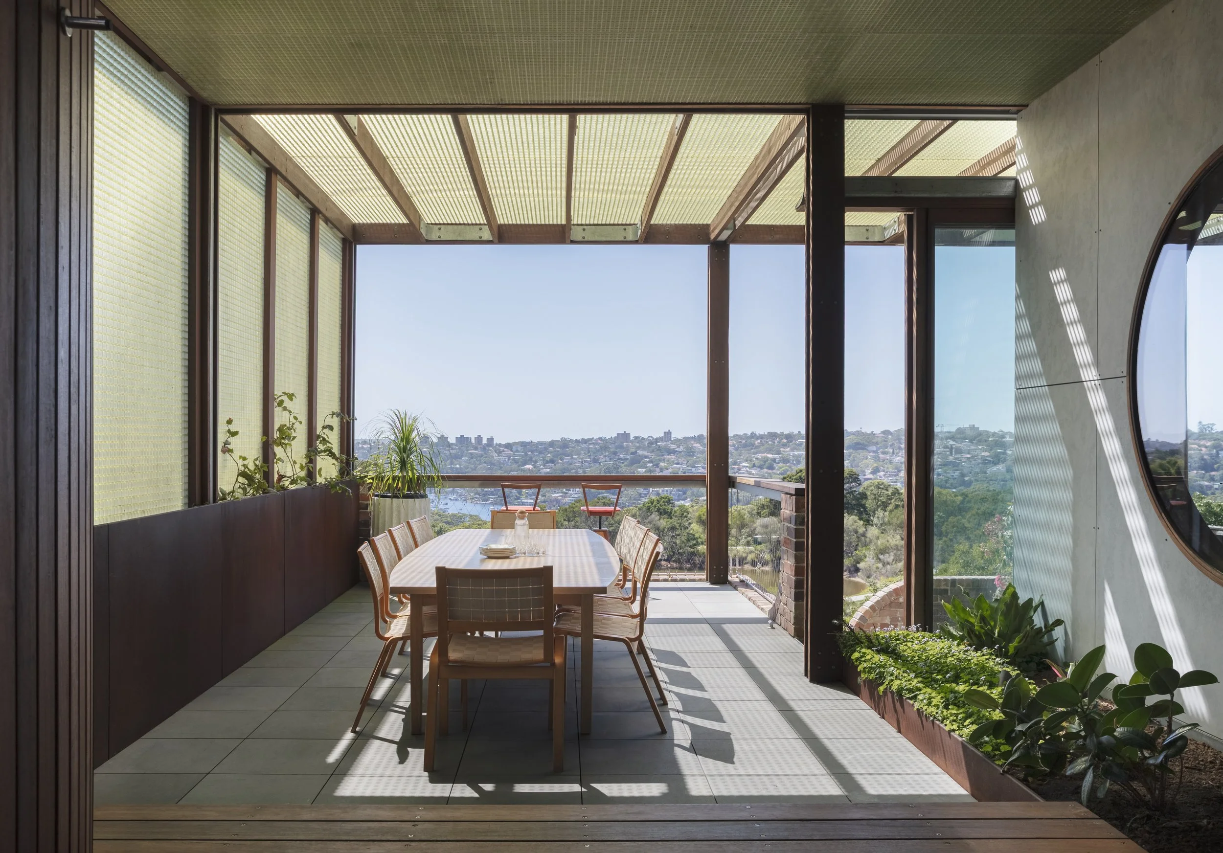 CplusCTerabithiaHouse_5_17.2_OUTDOOR DINING_MLF_HR.jpg