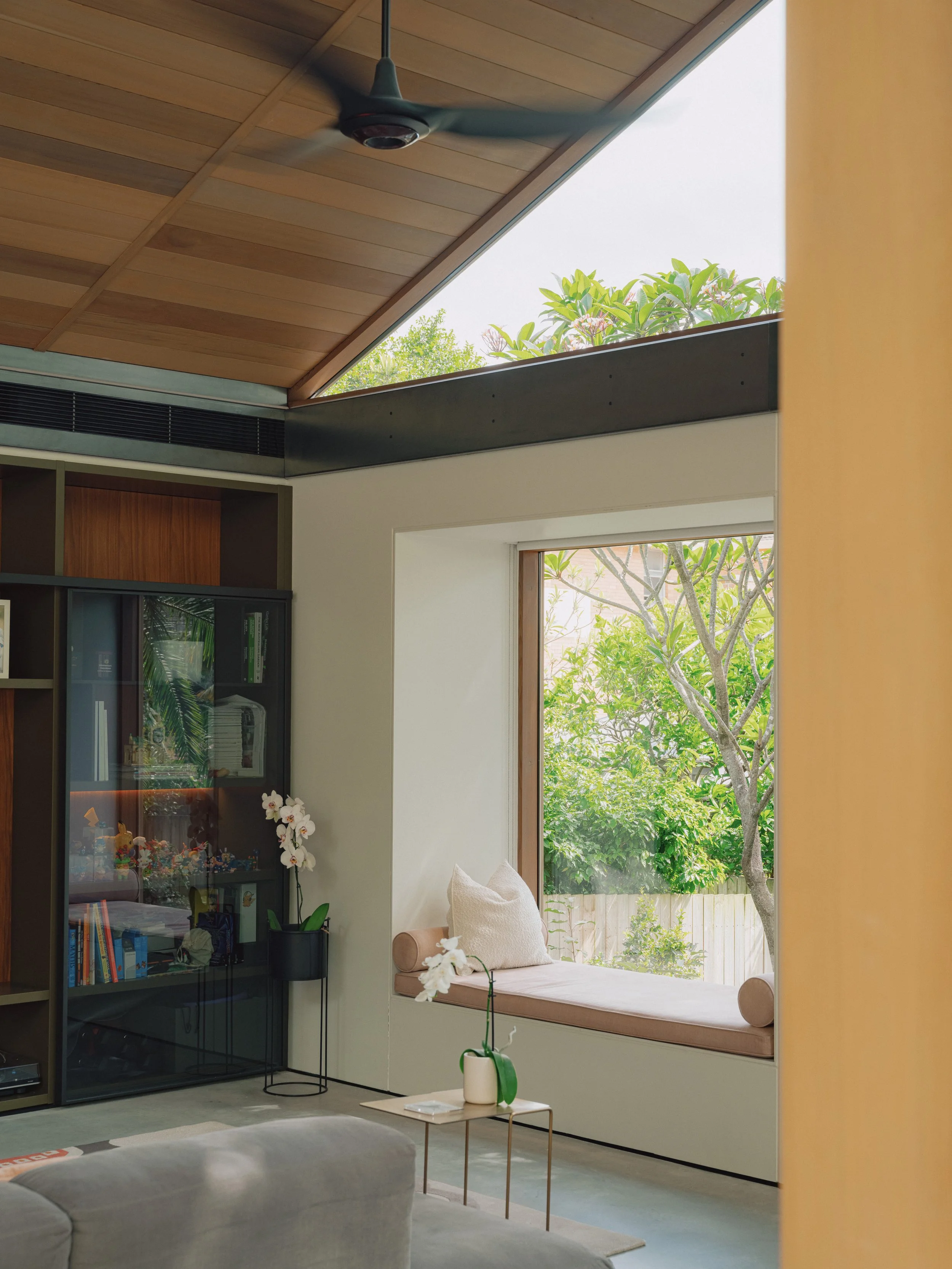 C+C_TANSU HOUSE_4_6_LIVING_RD_HR.jpg