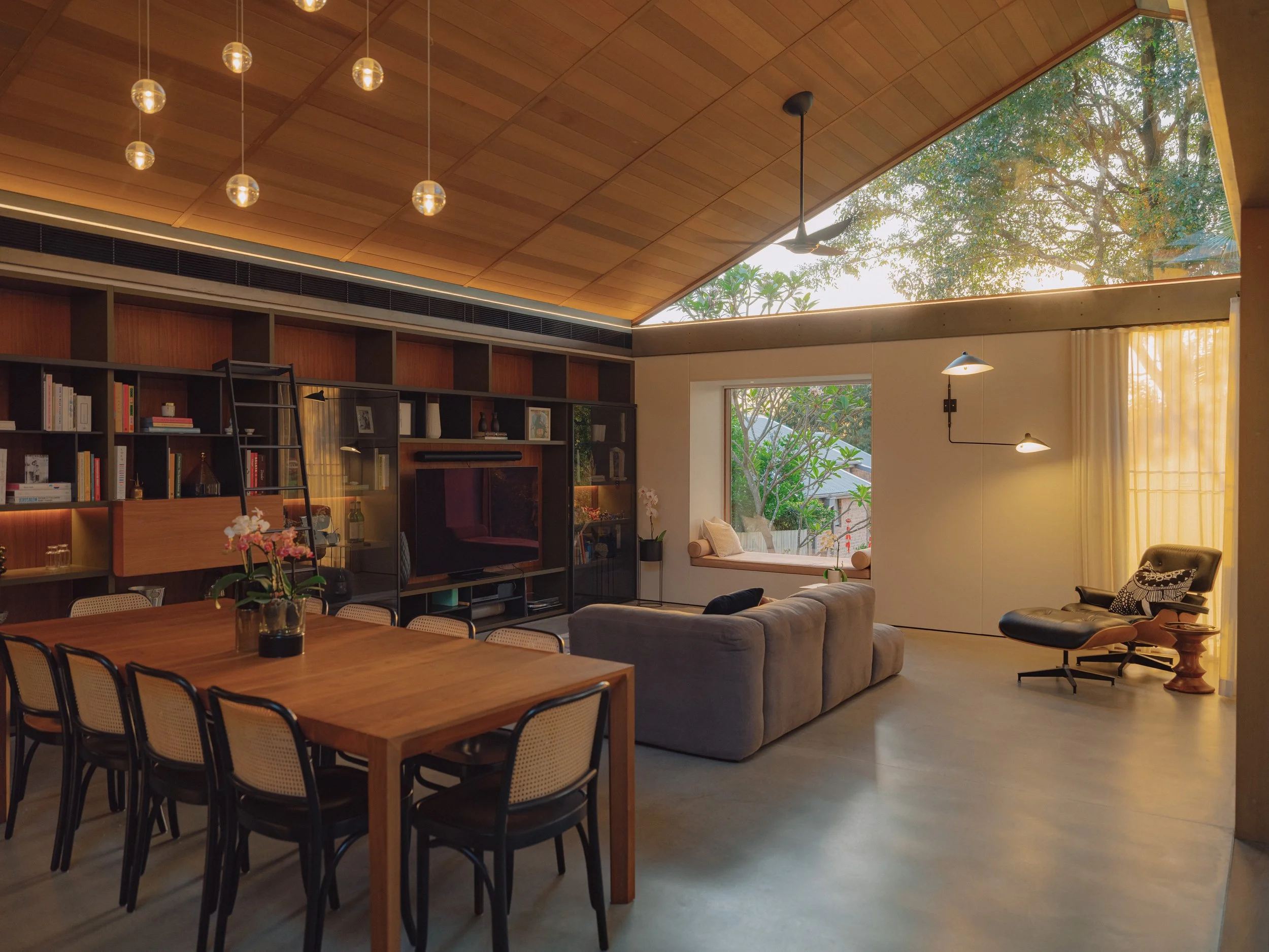 C+C_TANSU HOUSE_3_90_KITCHEN AND DINING_RD_HR.jpg