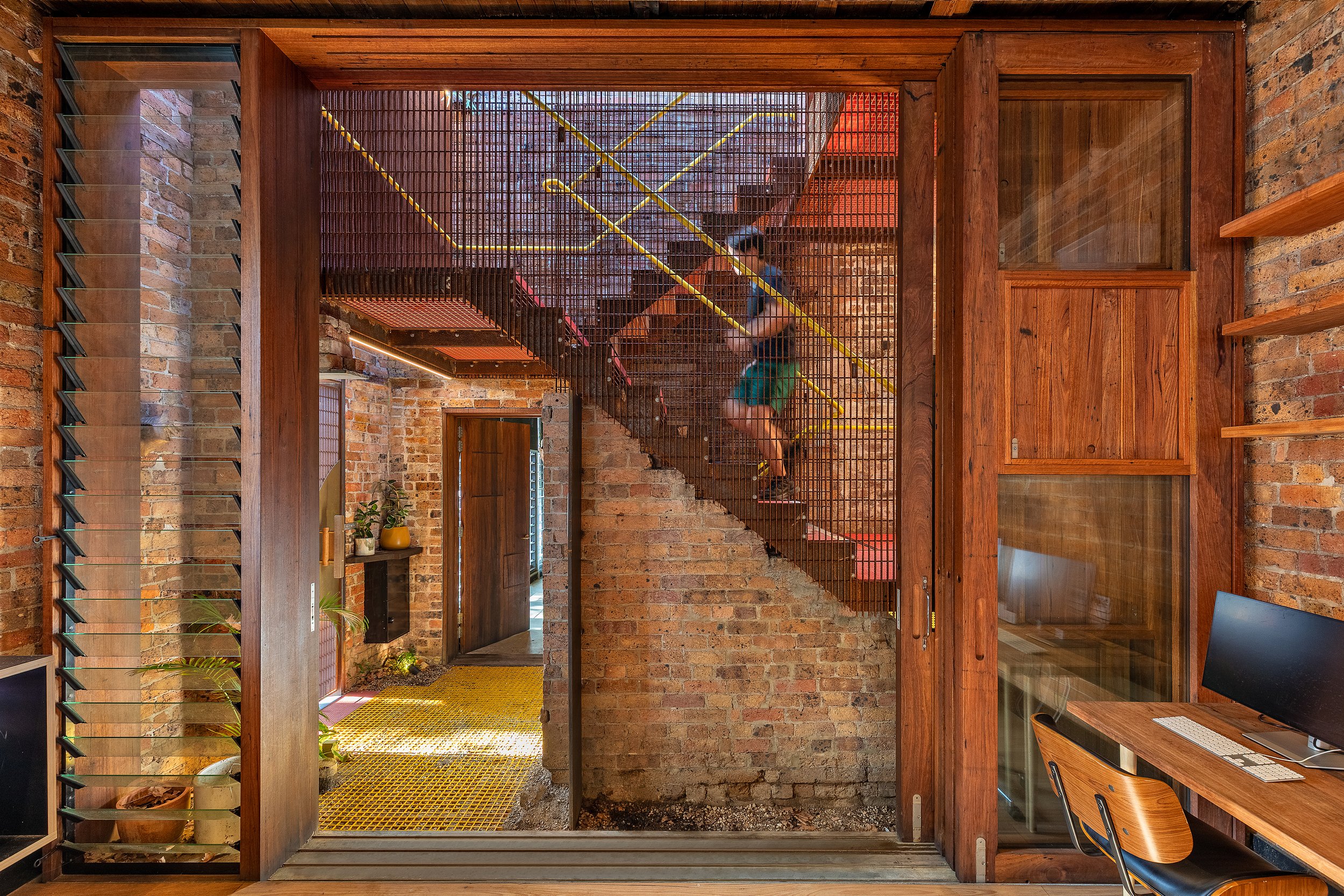 CplusC_DeloreanVictorian_4_1_Stairs 3_ML.jpg