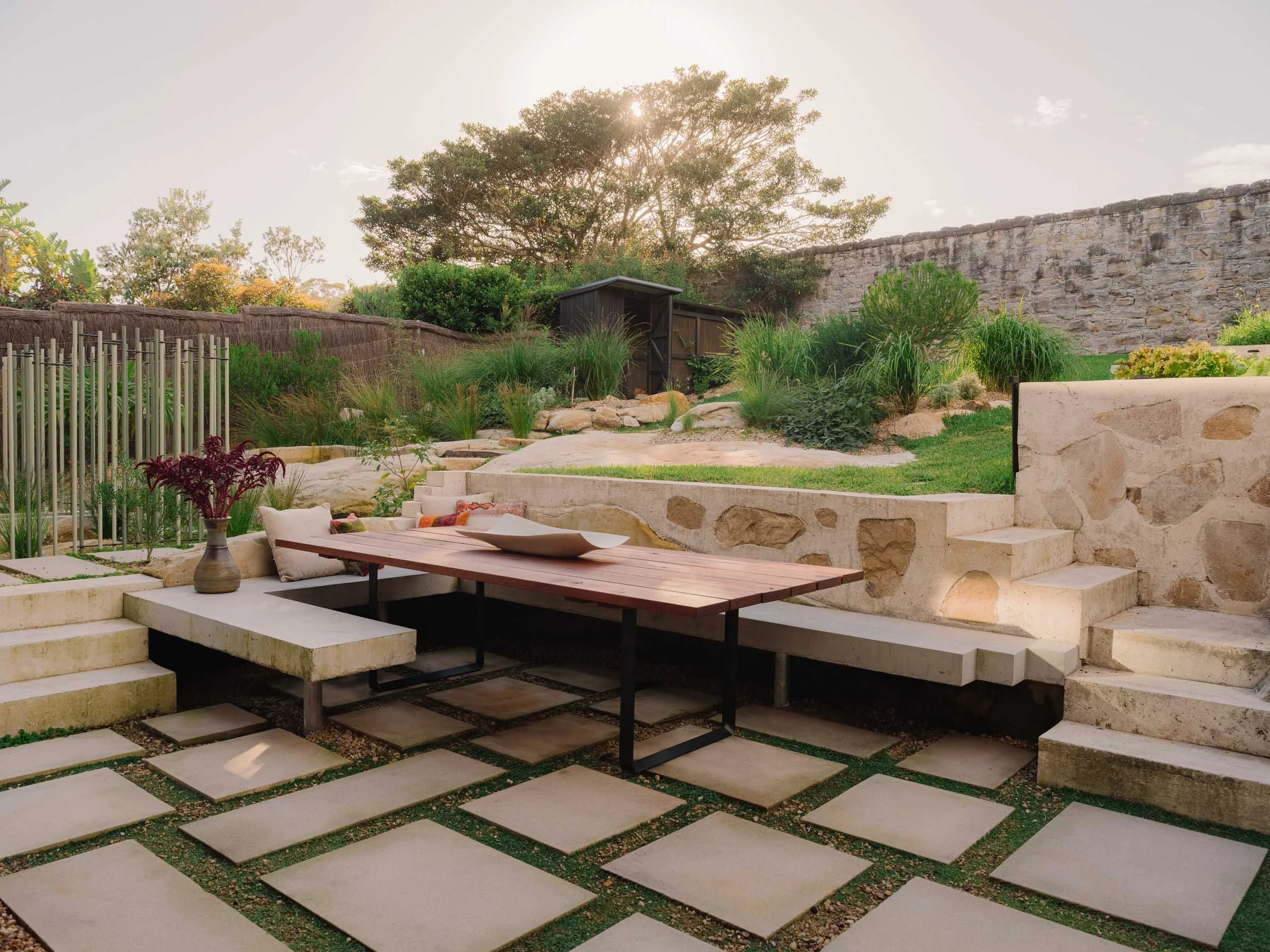 C+C_HH_14_3_OUTDOOR DINING_RD.jpg