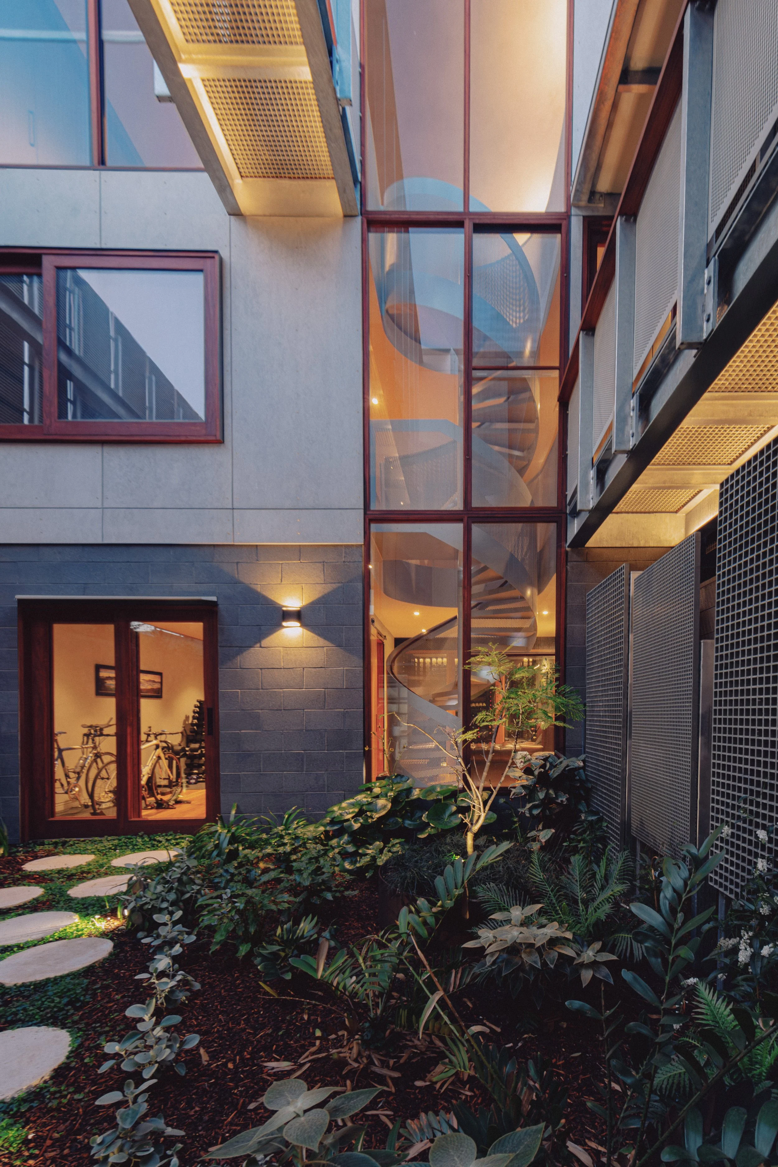 C+C_DOVE HOUSE_6_26_AFTERNOON COURTYARD ELEVATION_RD.jpg