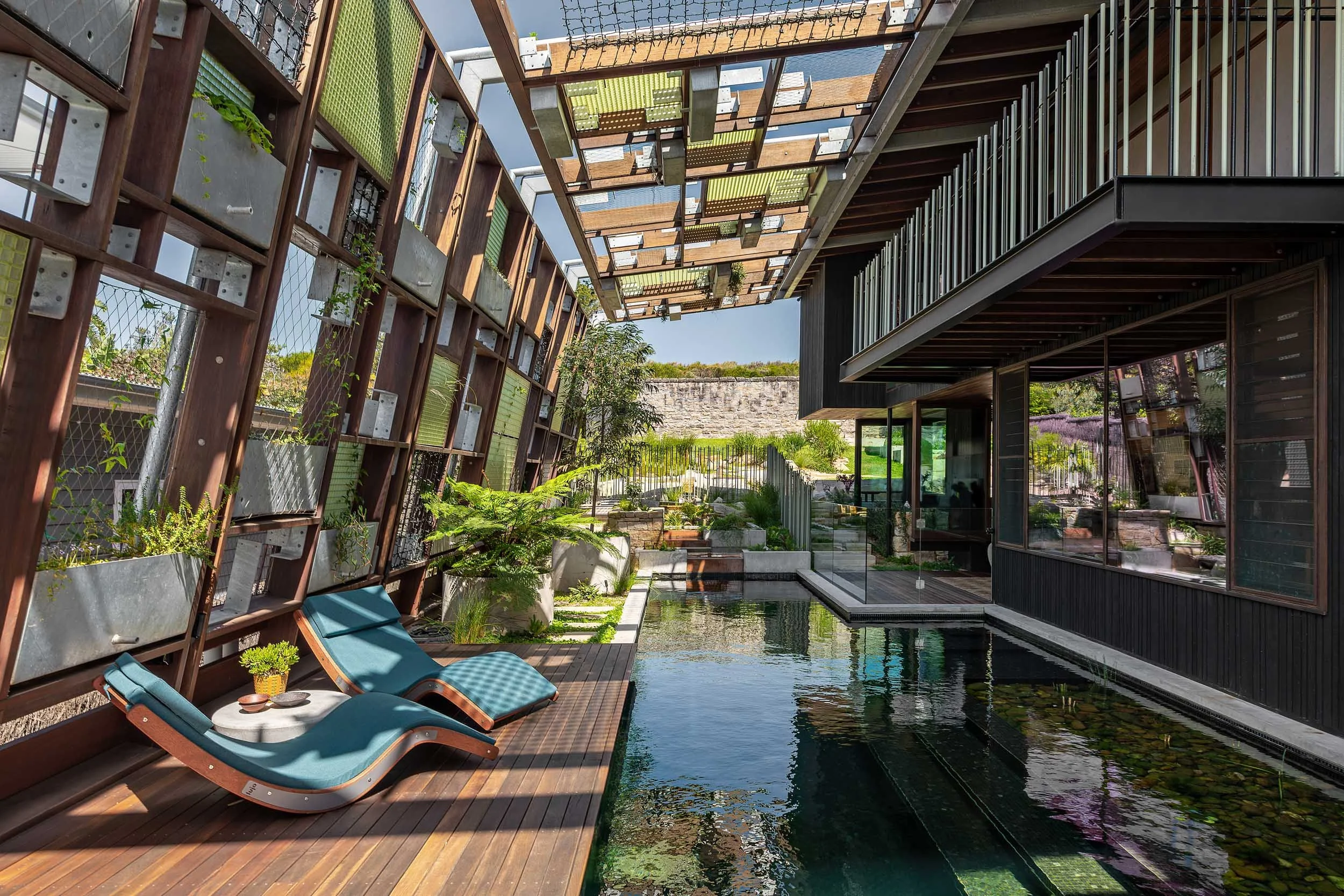 C+C_HH_3_6_PERGOLA POOL WIDE_ML.jpg