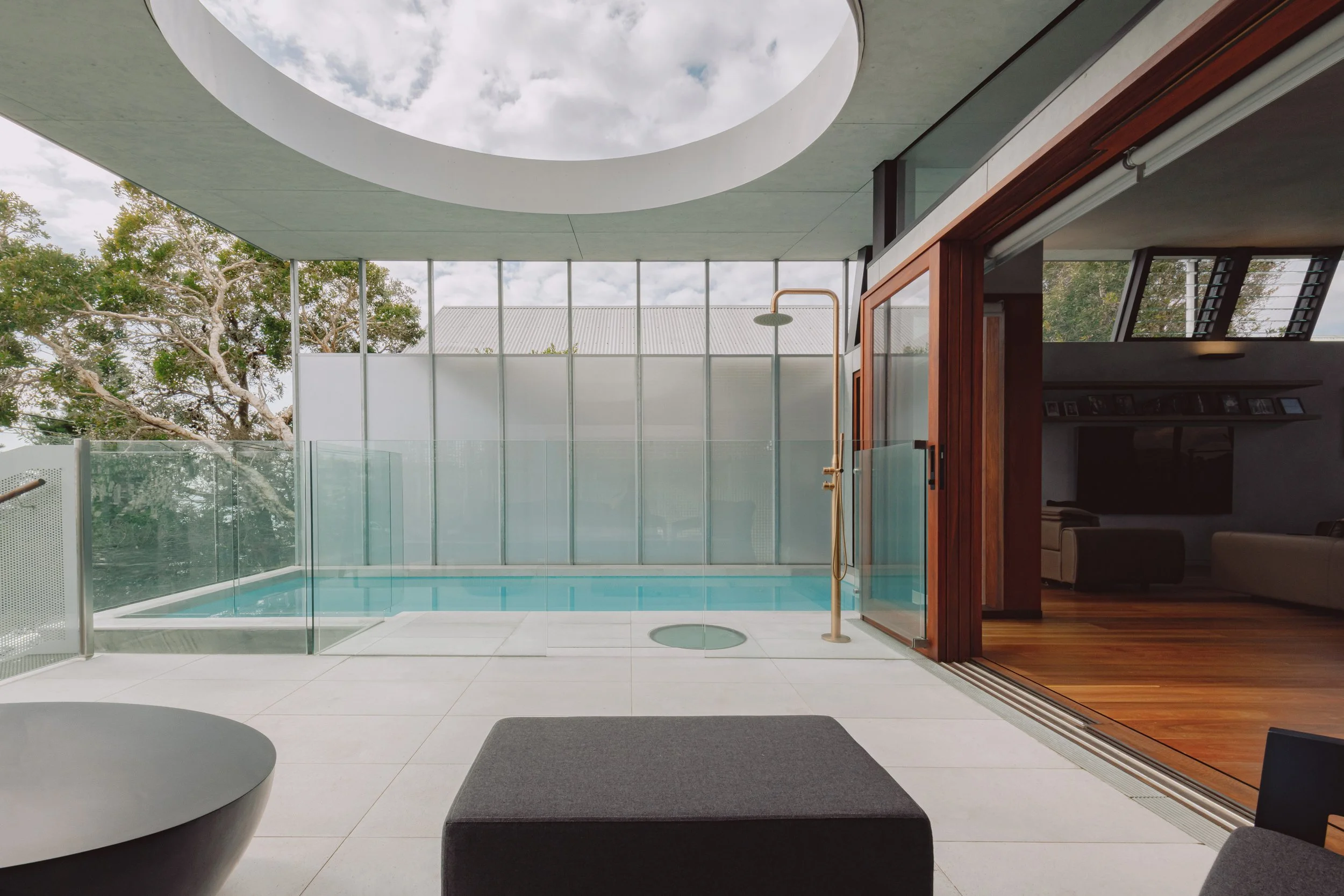 C+C_DOVE HOUSE_5_1_POOL WIDE_RD.jpg