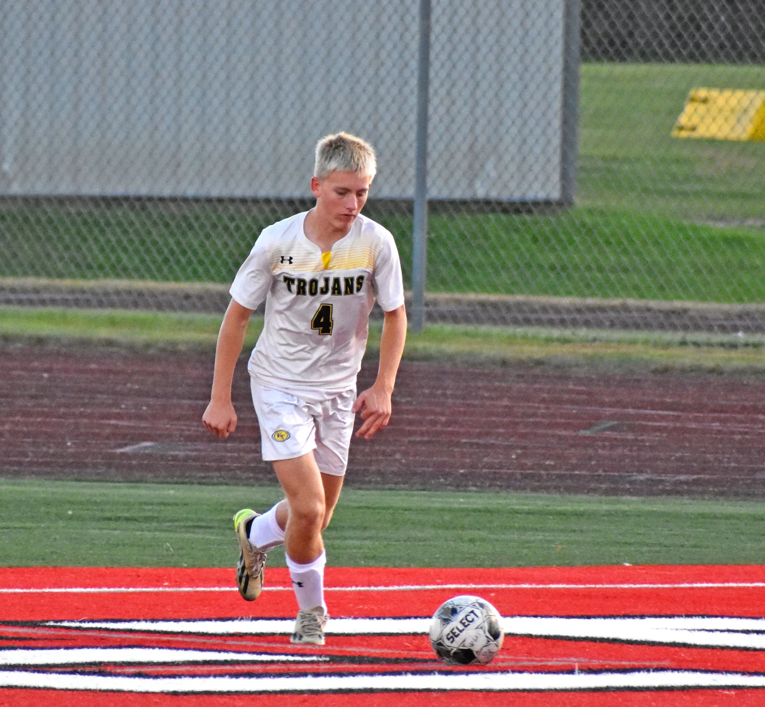 EastTroySoccer-Whitewater24-13.jpg