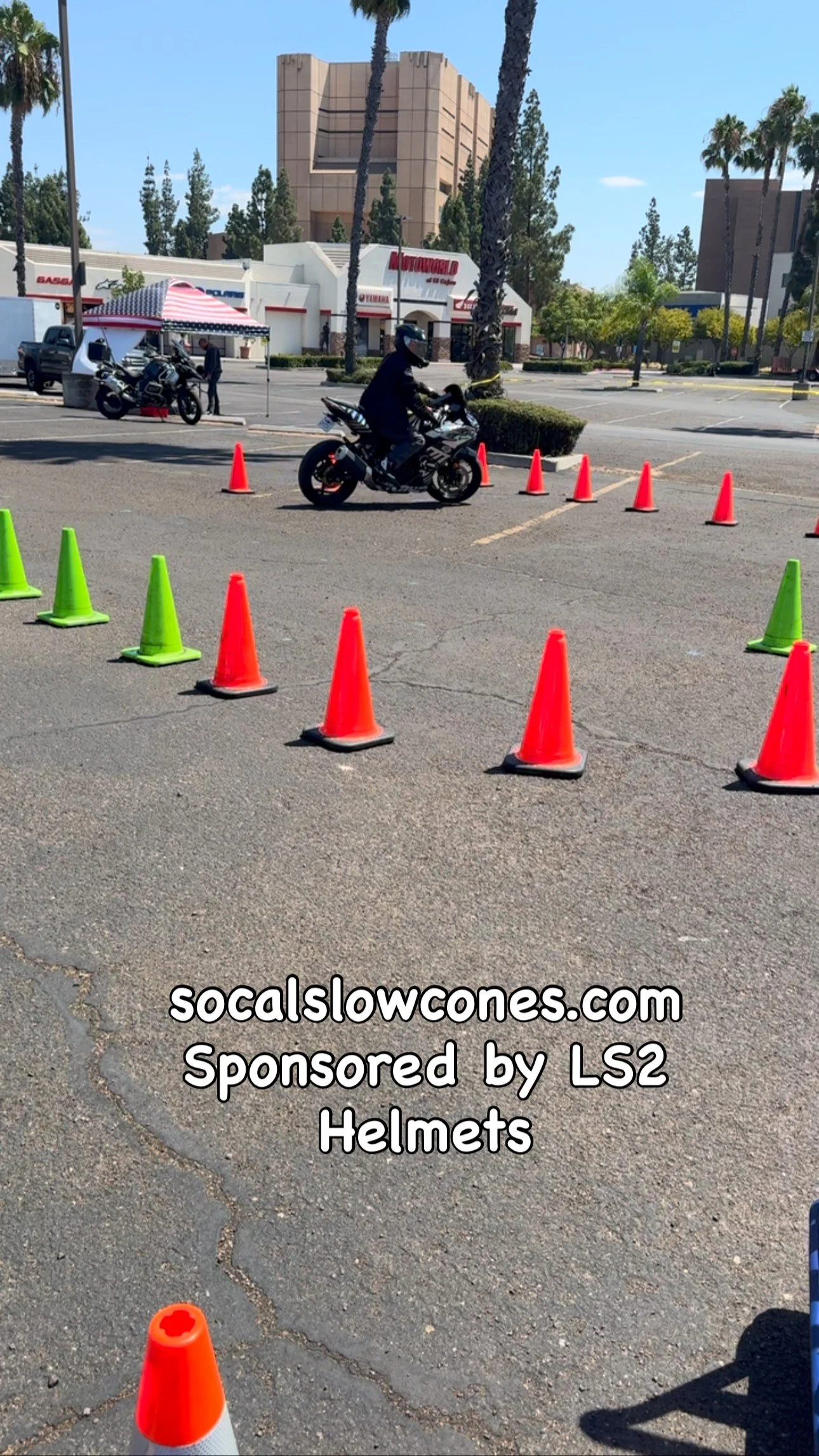 When he first rolled in, this sport bike rider was walking through patterns and putting his feet down at every turn. By the end of the day? Clean runs, no hesitation—just confidence, control, and authority over his bike. 🏍️💪
That’s the
