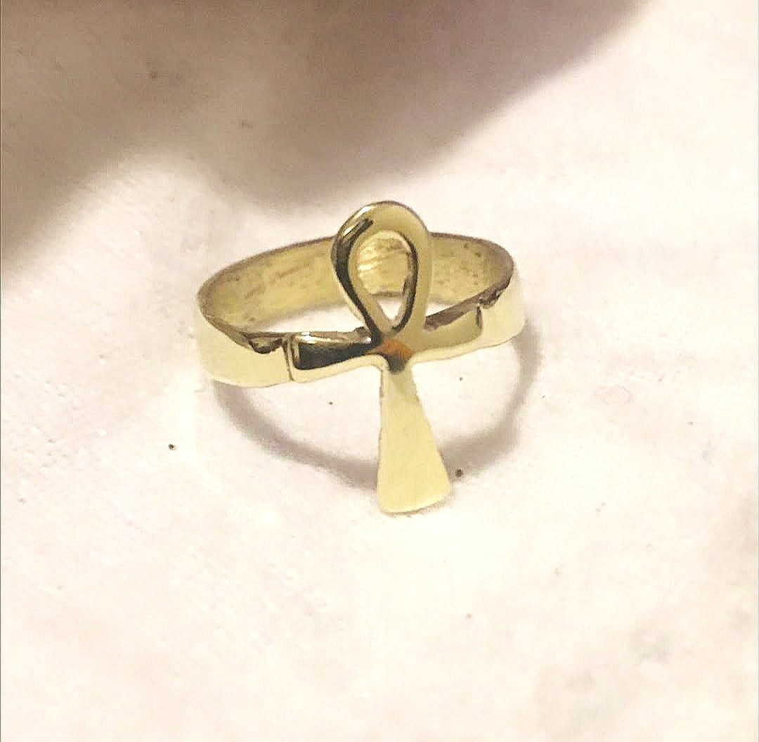 Ankh+ring.jpg