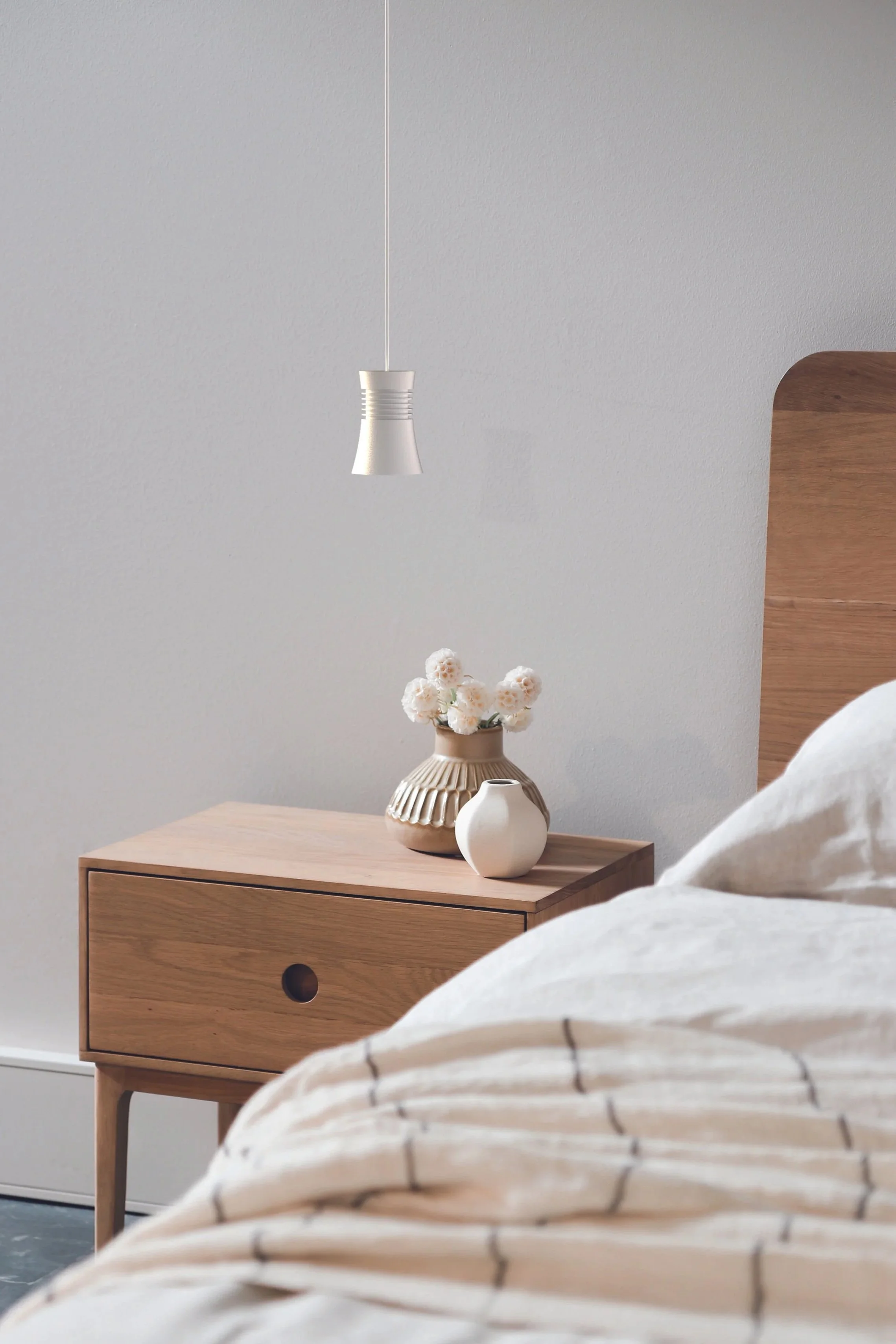 7790+Pagoda+white+bedroom.jpg