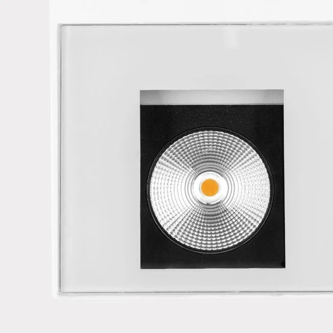 CUBIX-SQUARE-HIGH-QUALITY-REFLECTOR.jpg