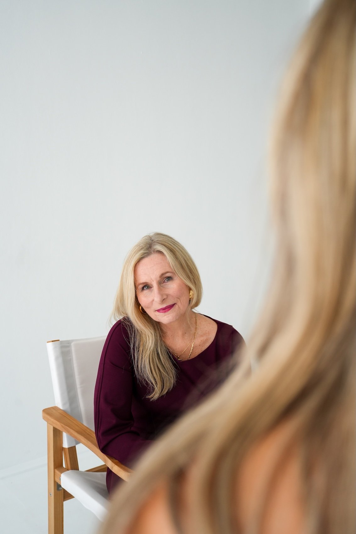 Contemplative image used by Red Thread Relationships to represent inner reflection and self-awareness in individual therapy, Central Coast, NSW.