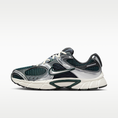 W+NIKE+V5+RNR.png