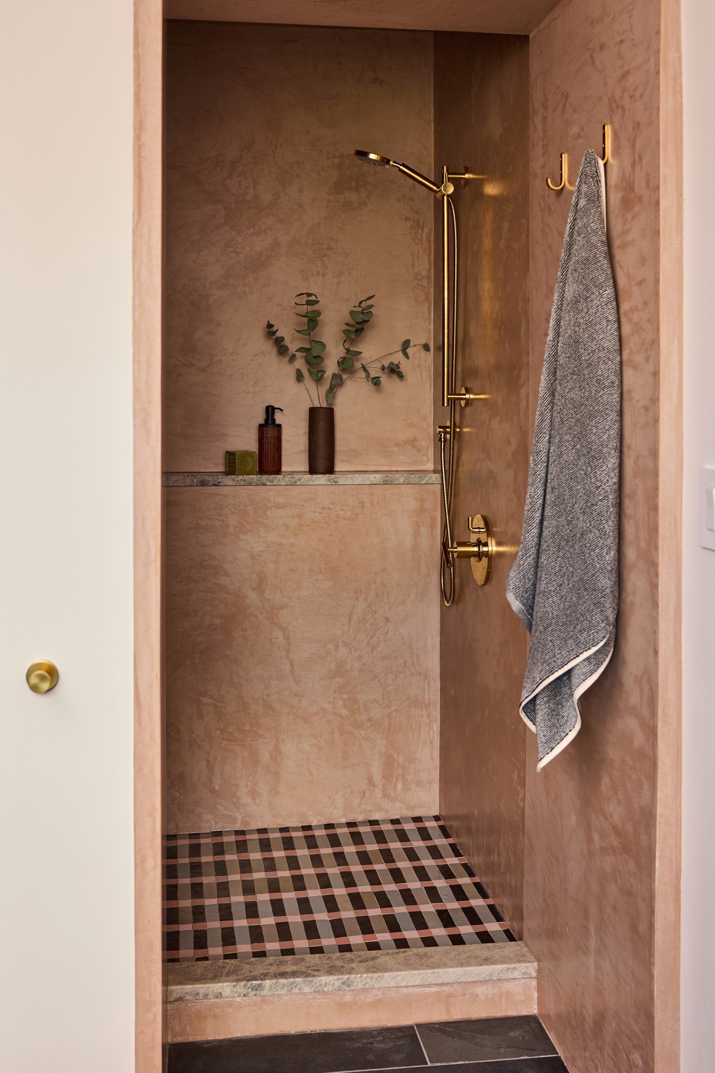 260523_Sill_Design_Keyes_Bathroom_shower_151.jpg