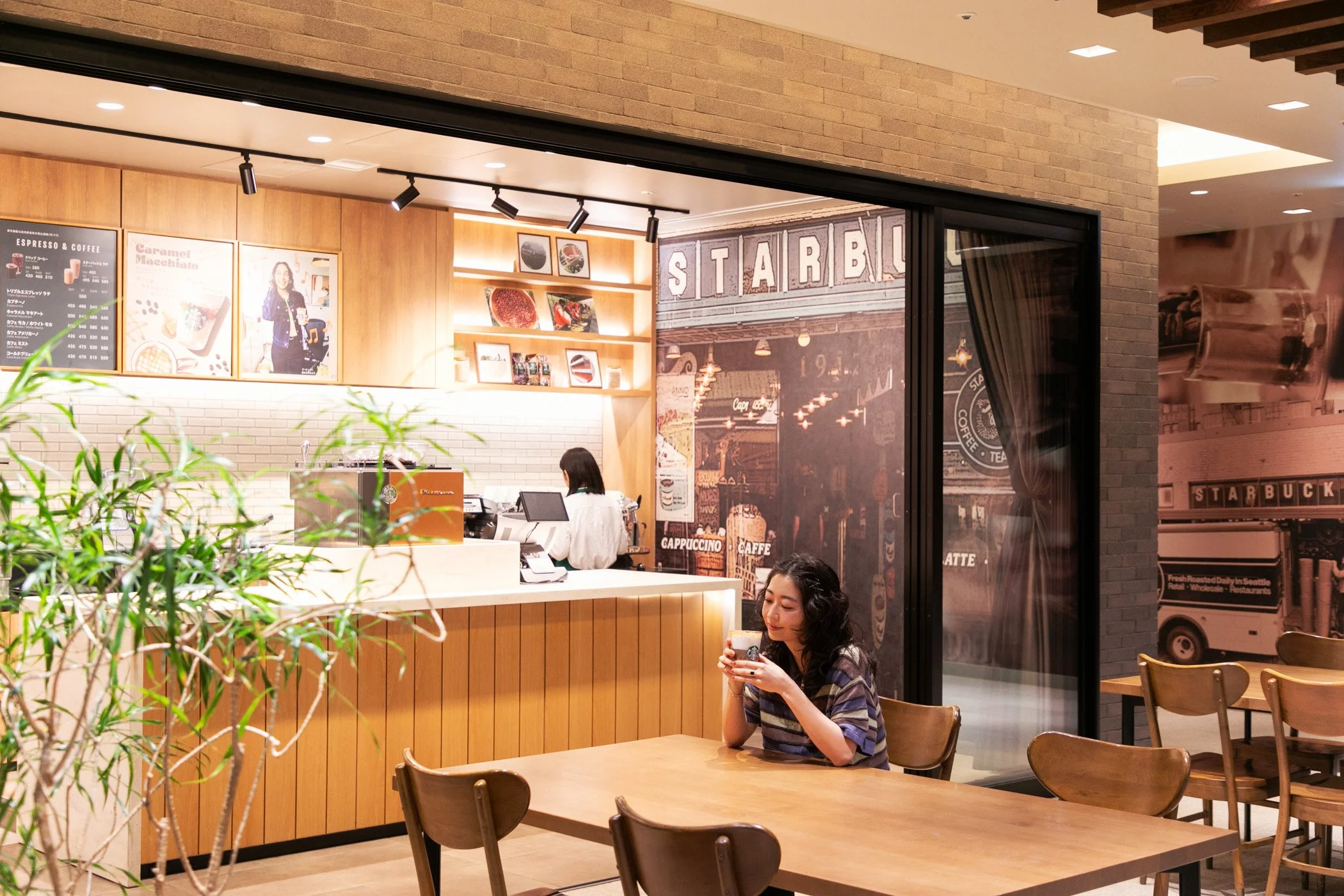 BRUTUS × スターバックスコーヒー