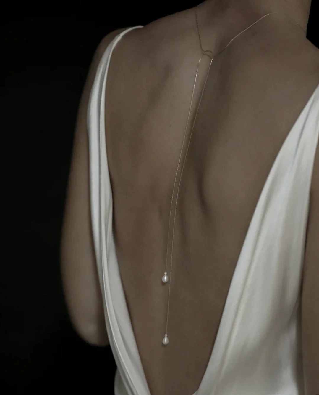 The nuance that speaks softly.⁠ ⁠
⁠ ⁠
Can you name another jewellery label that masters the art of statement minimalism quite like A.B. Ellie? I am endlessly captivated by their exquisite creations. ⁠
⁠ ⁠
⁠ ⁠
⁠ ⁠
#bridaljewellery #minimalistbride #br