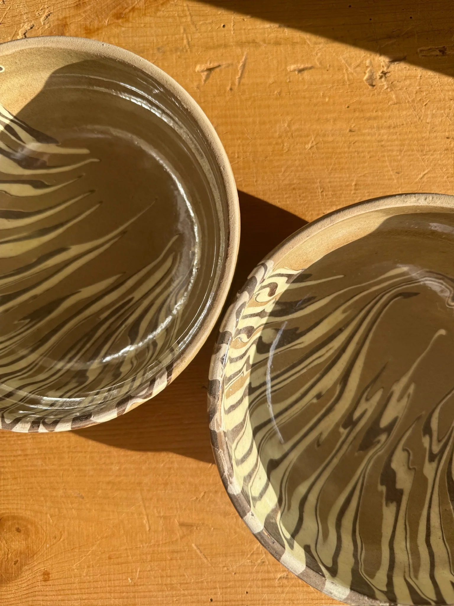 Flow Glazed Bowl - Mocha