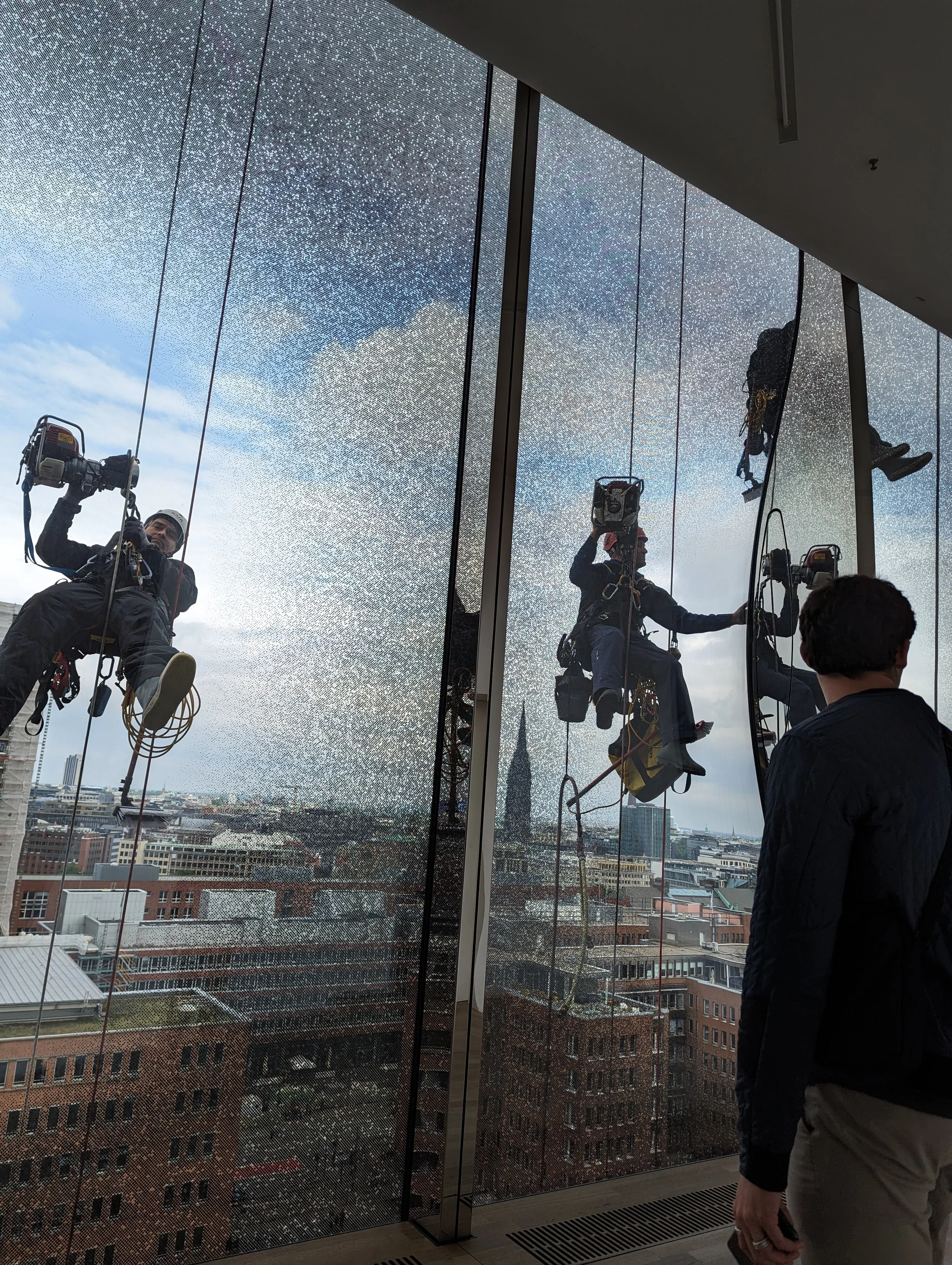 Elbphilharmonie Fensterputzer  (10).jpg