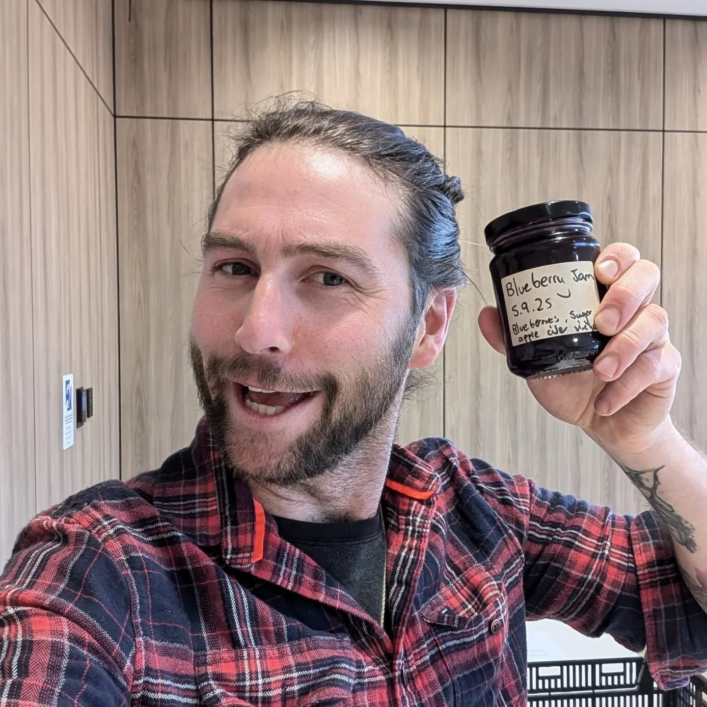 What a surreal couple of months, realised it's been almost two months since I posted an update on the workshops 😅.

Well here's a lil recap!:

In November and December I ran 14 workshops, 2 ELC visits and helped with the @youthincsa dirt to dish pro