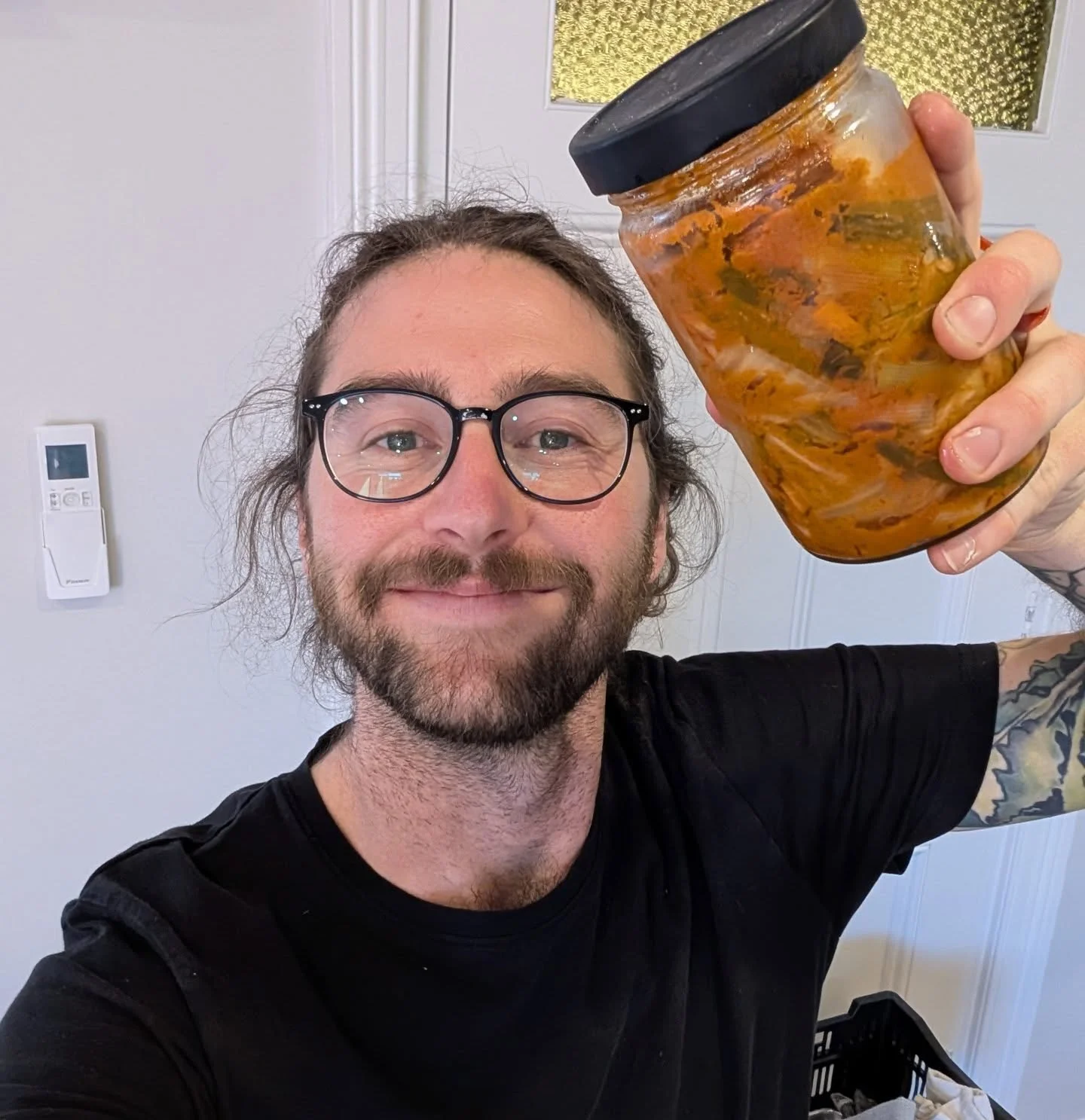 March recap 👀🫜

Sooo March was huge and honestly I'm not sure if this post fully covers it but definitely captures some great moments last month.

1. A tired Kym posing with a jar of Kimchi after 2x back to back workshops

2. Photo of the garden at