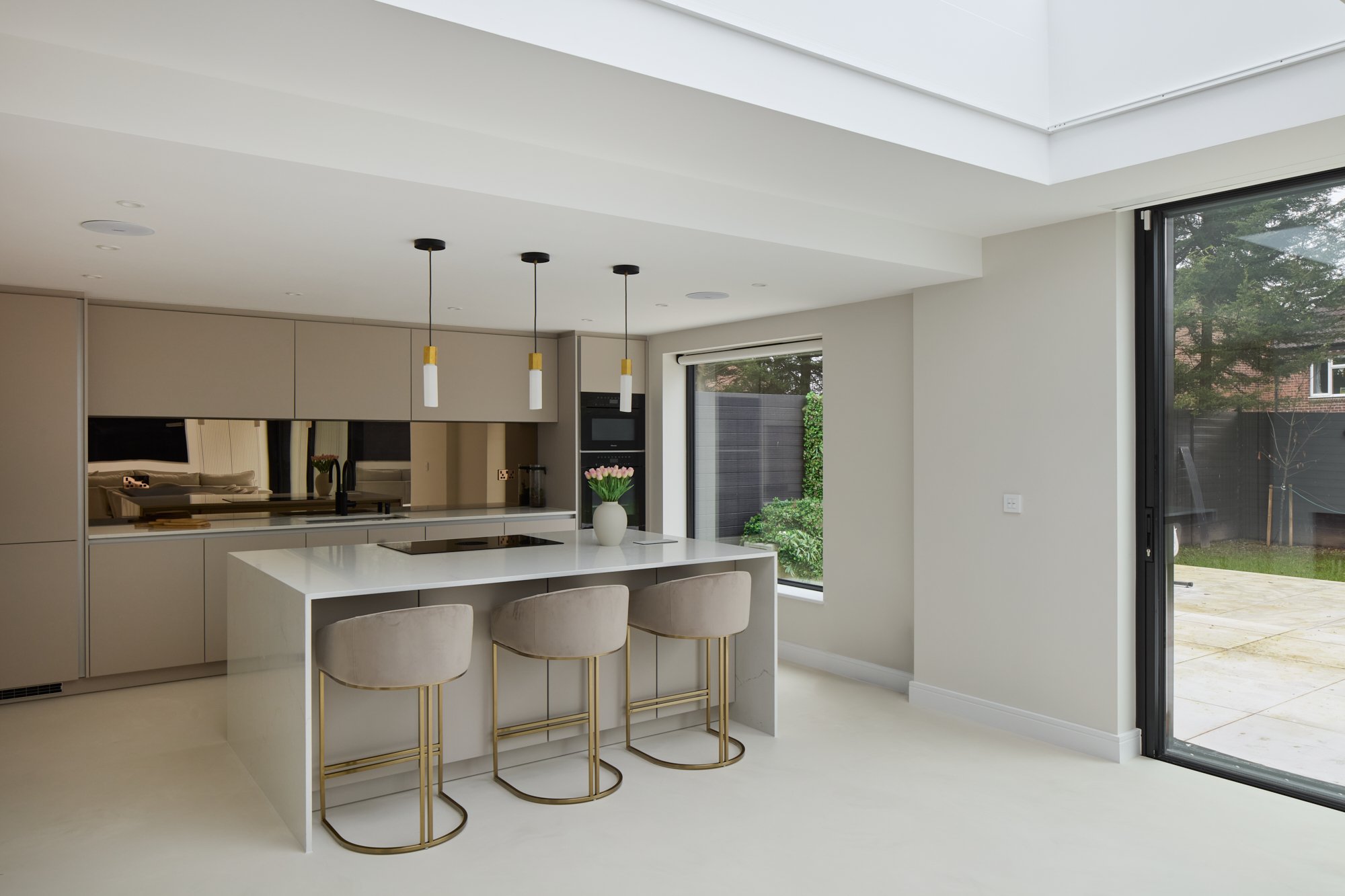 beige-kitchen-luxury.jpg