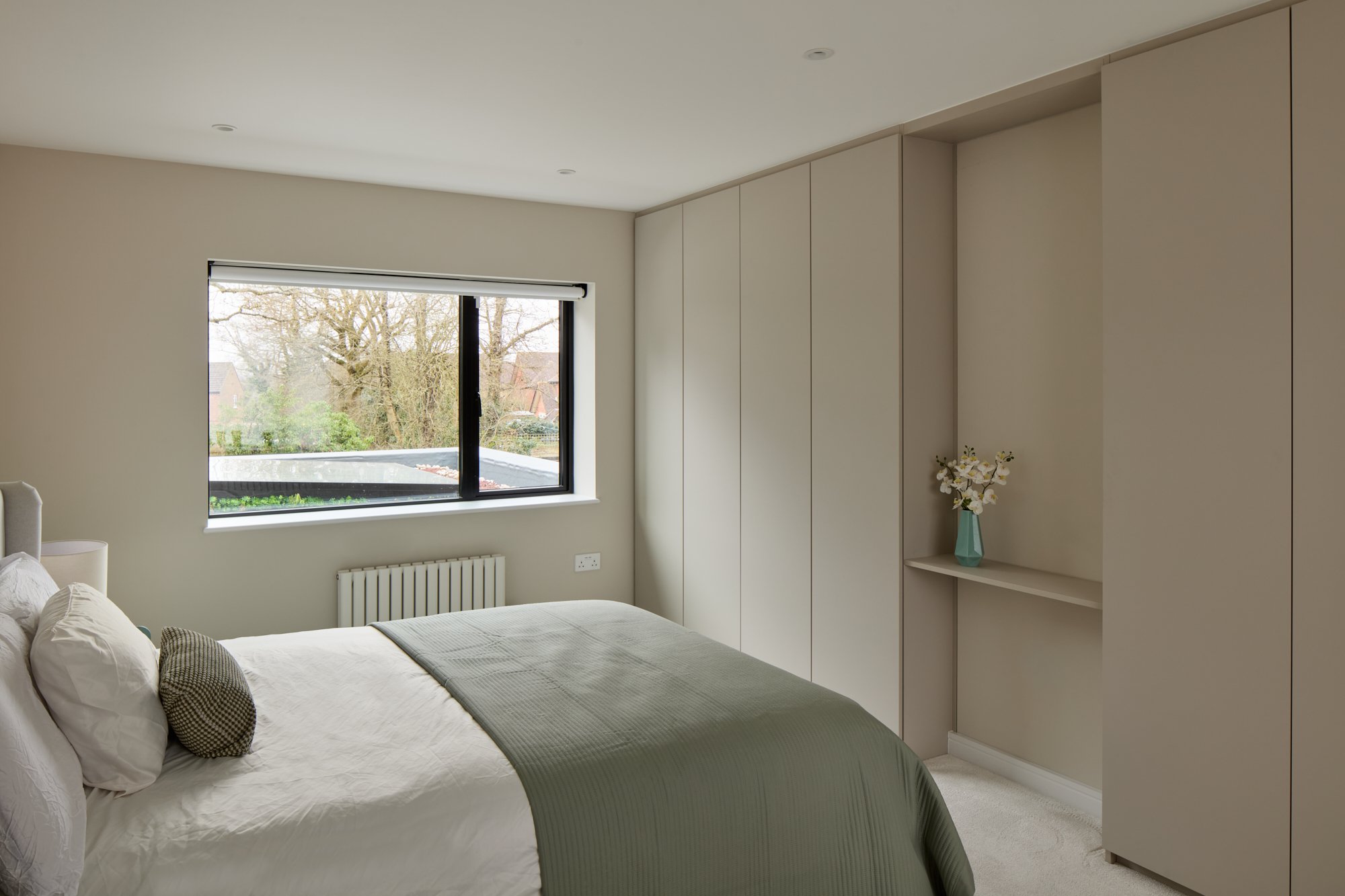 calm-bedroom-interiors.jpg