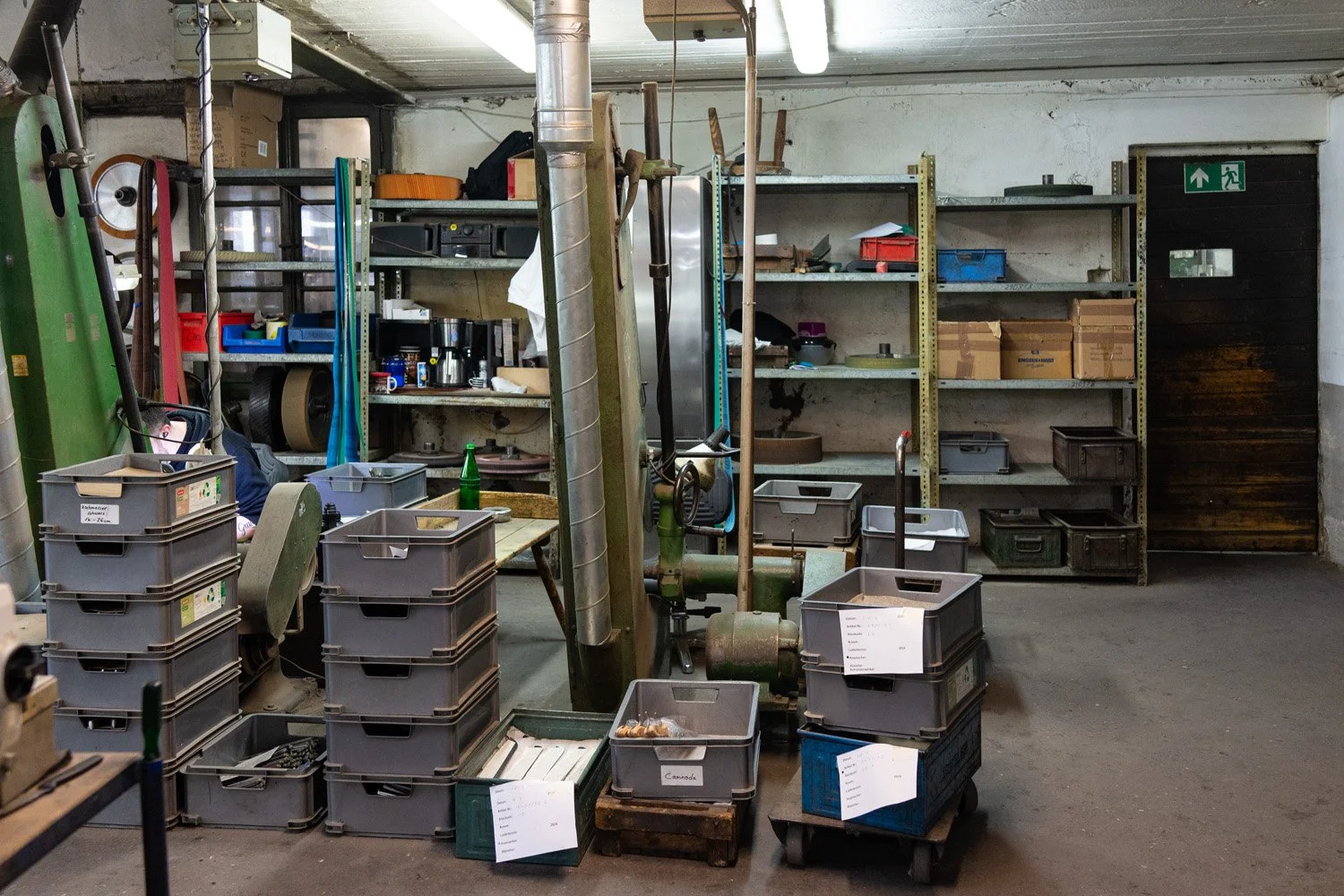 Regale & Stapelkästen.jpg