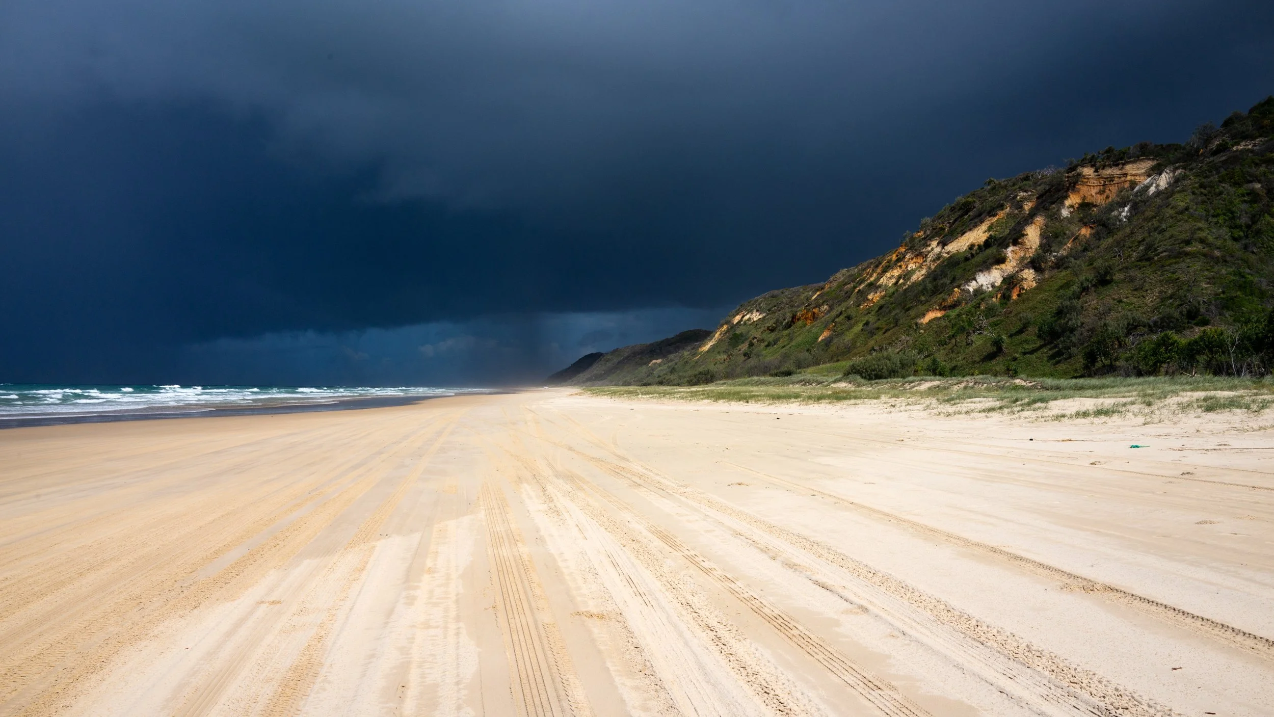 Fraser Island Beach Highway