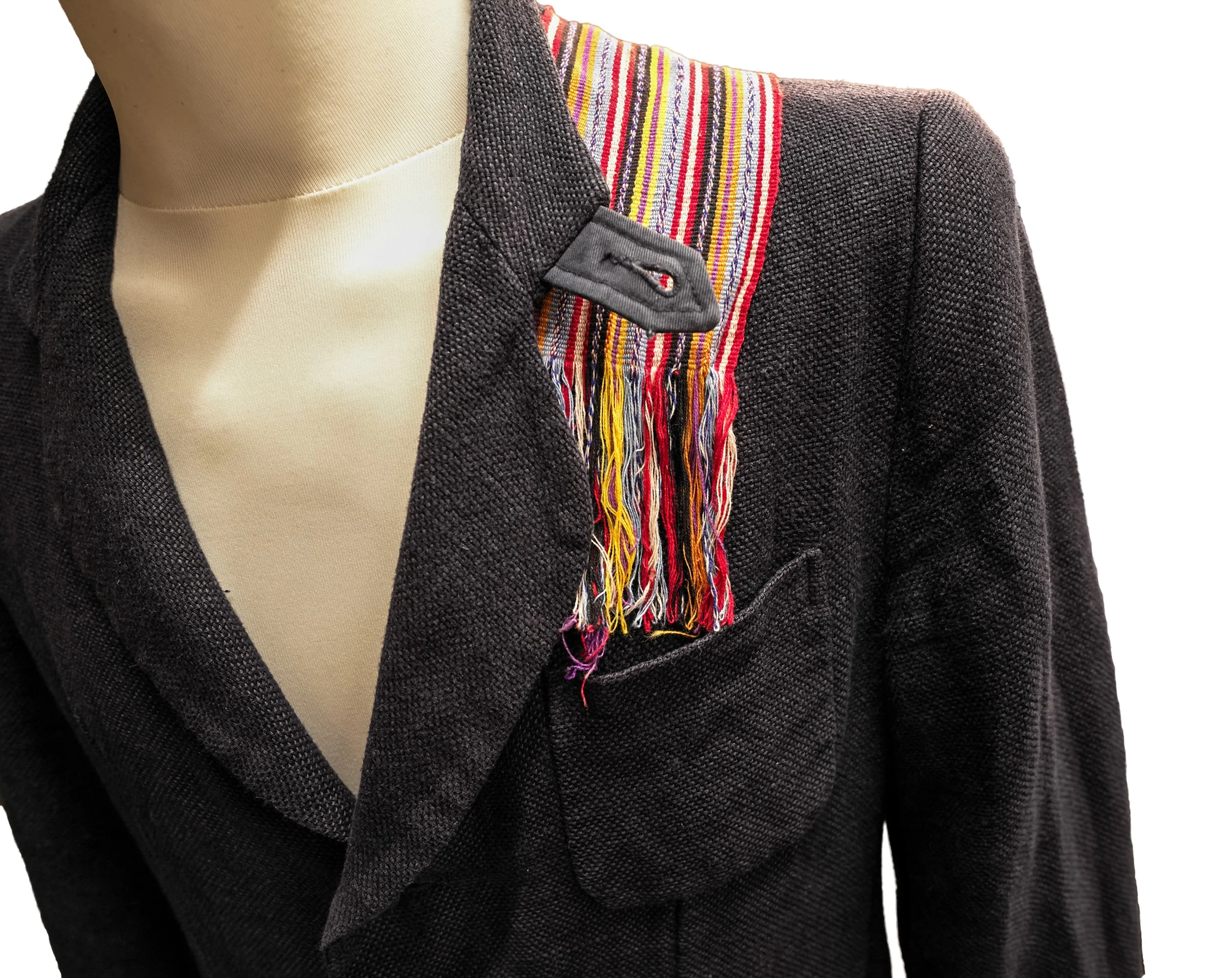 Leinenjacke Riß SchulterDetail.jpg