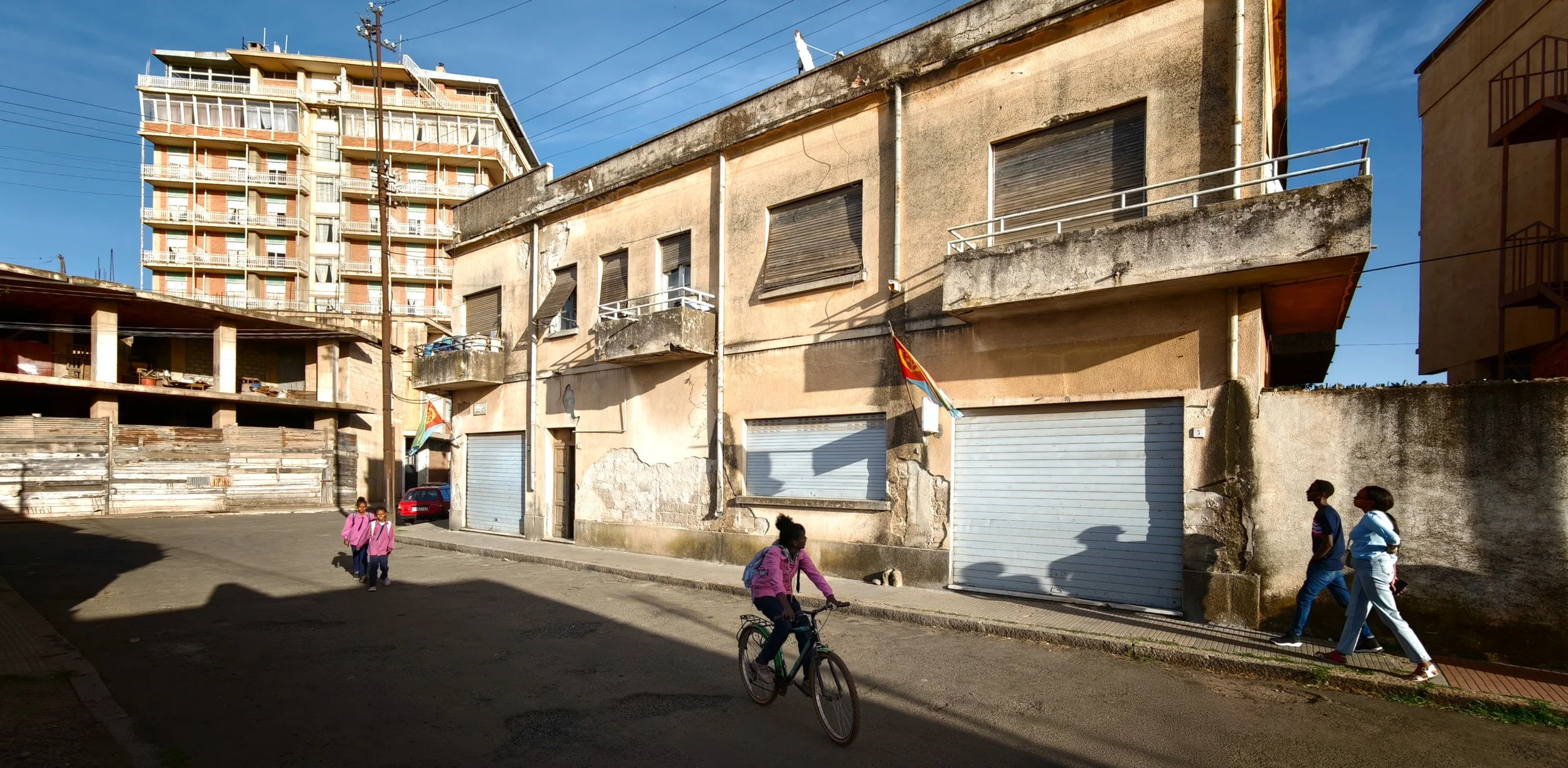 Street Scene 2.jpg