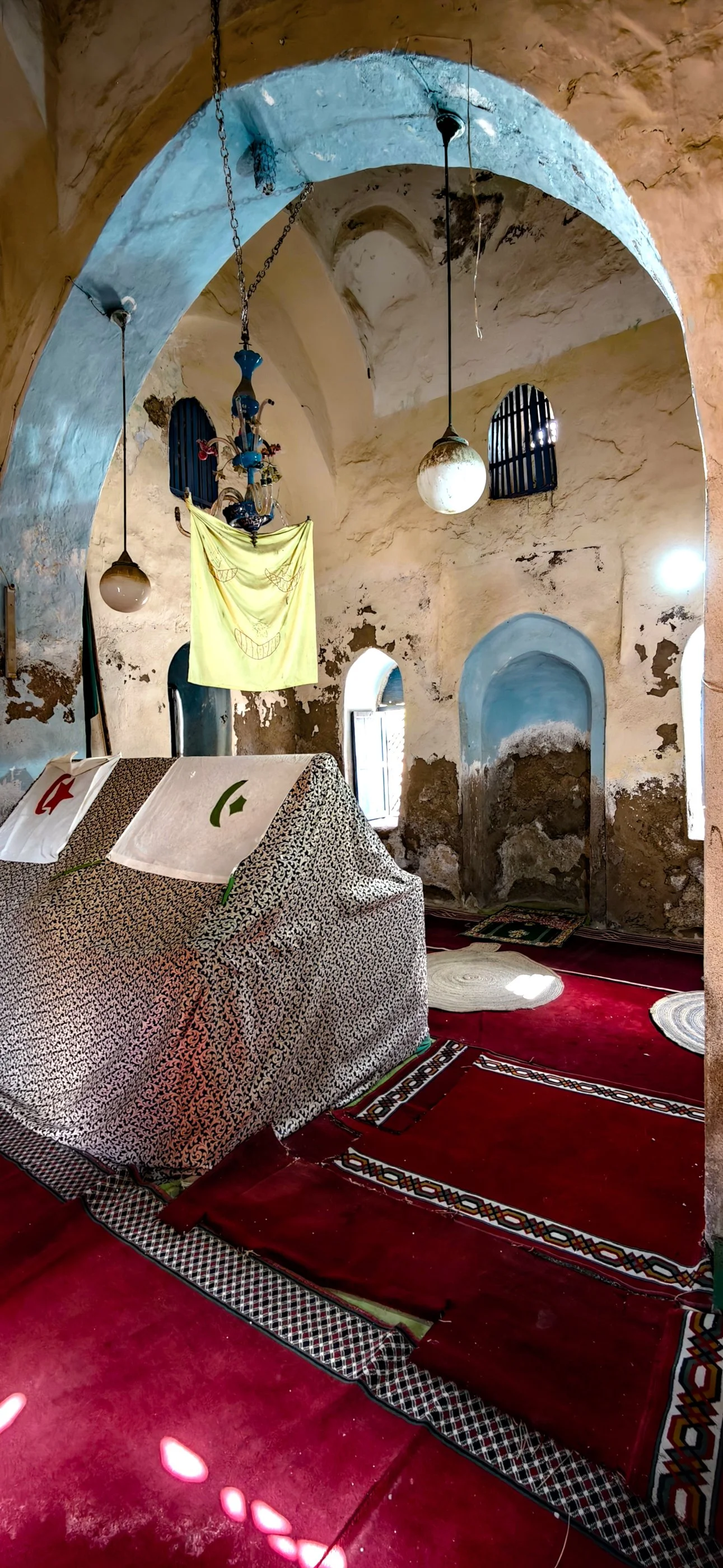 Alte Moschee innen.jpg