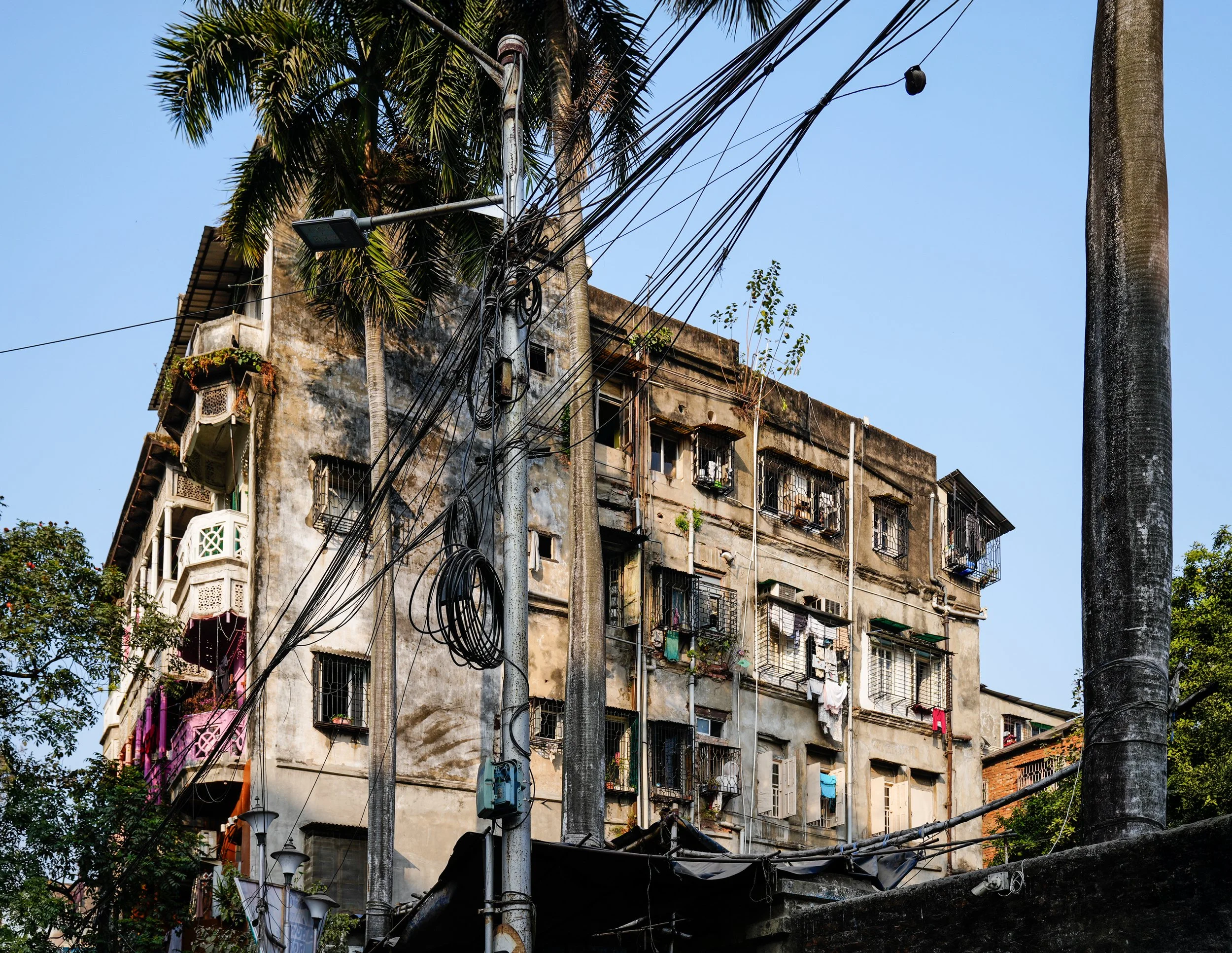 Haus mit Palmen 1.jpg